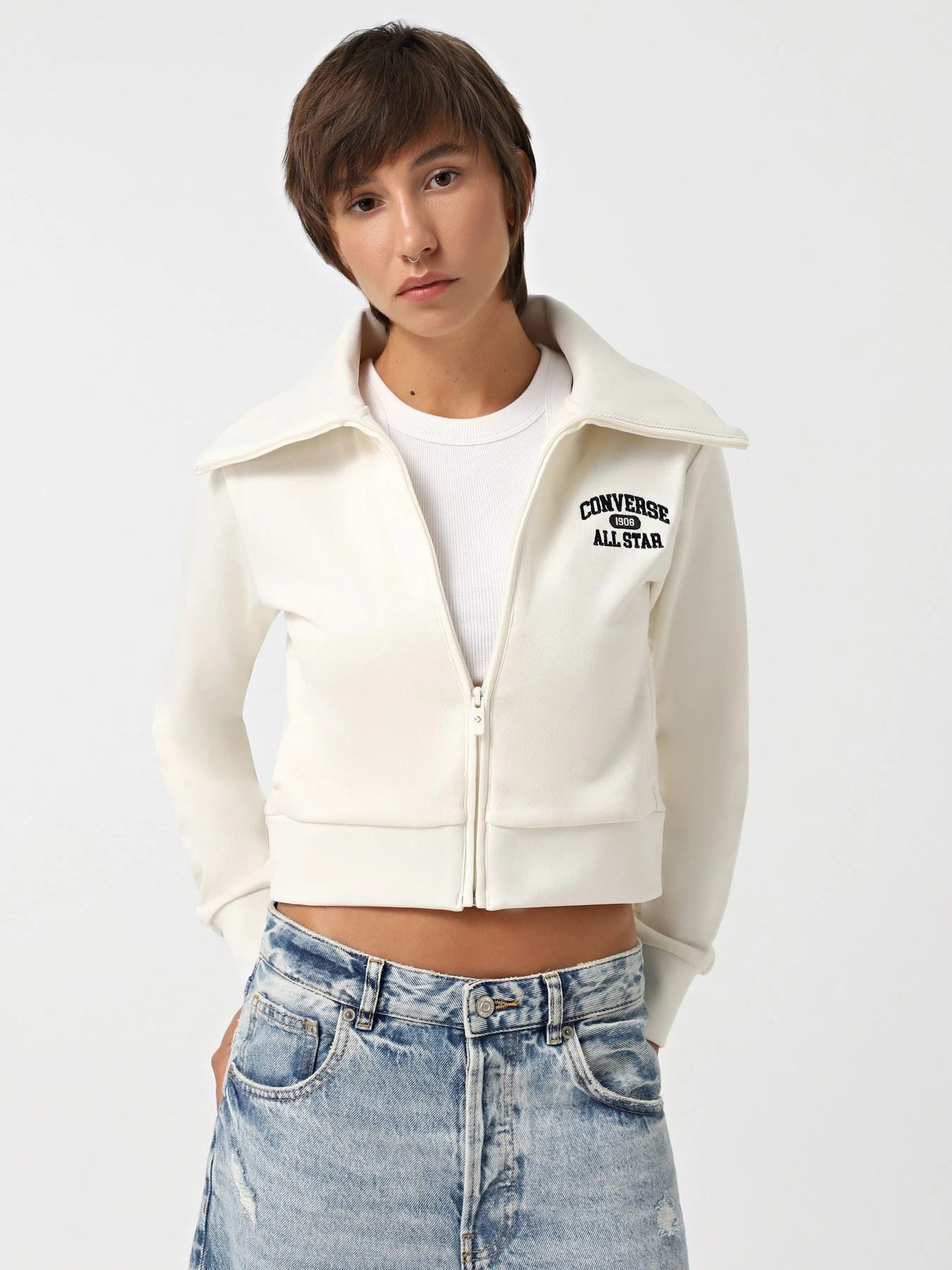 Худи и свитшоты CONVERSE RETRO CHUCK HERITAGE TRACK модель 10026778-286 Худи и свитшоты CONVERSE RETRO CHUCK HERITAGE TRACK модель 10026778-286 Фото