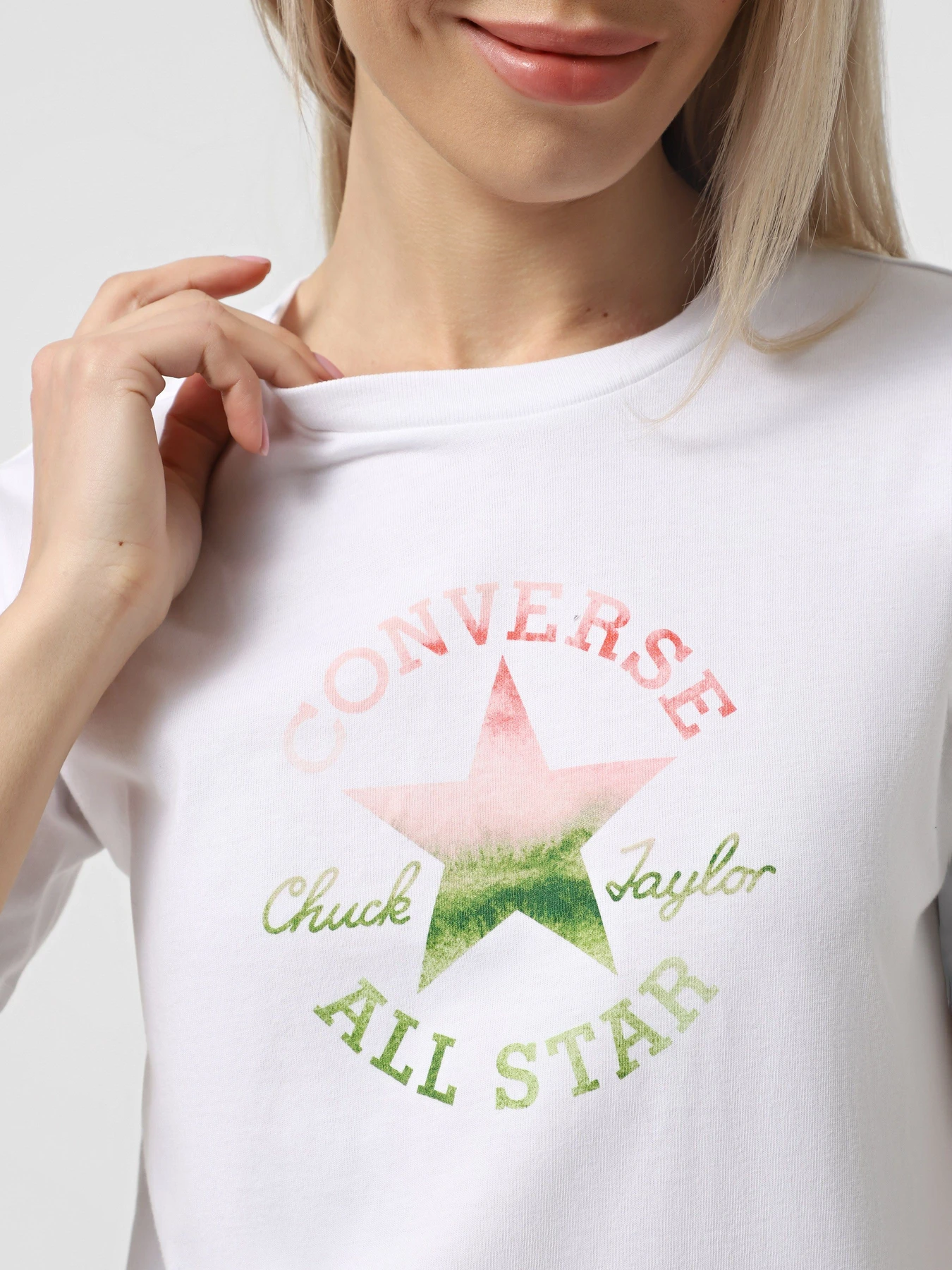 Футболки і поло CONVERSE CHUCK PATCH INFILL модель 10027385-102 Футболки і поло CONVERSE CHUCK PATCH INFILL модель 10027385-102 Фото