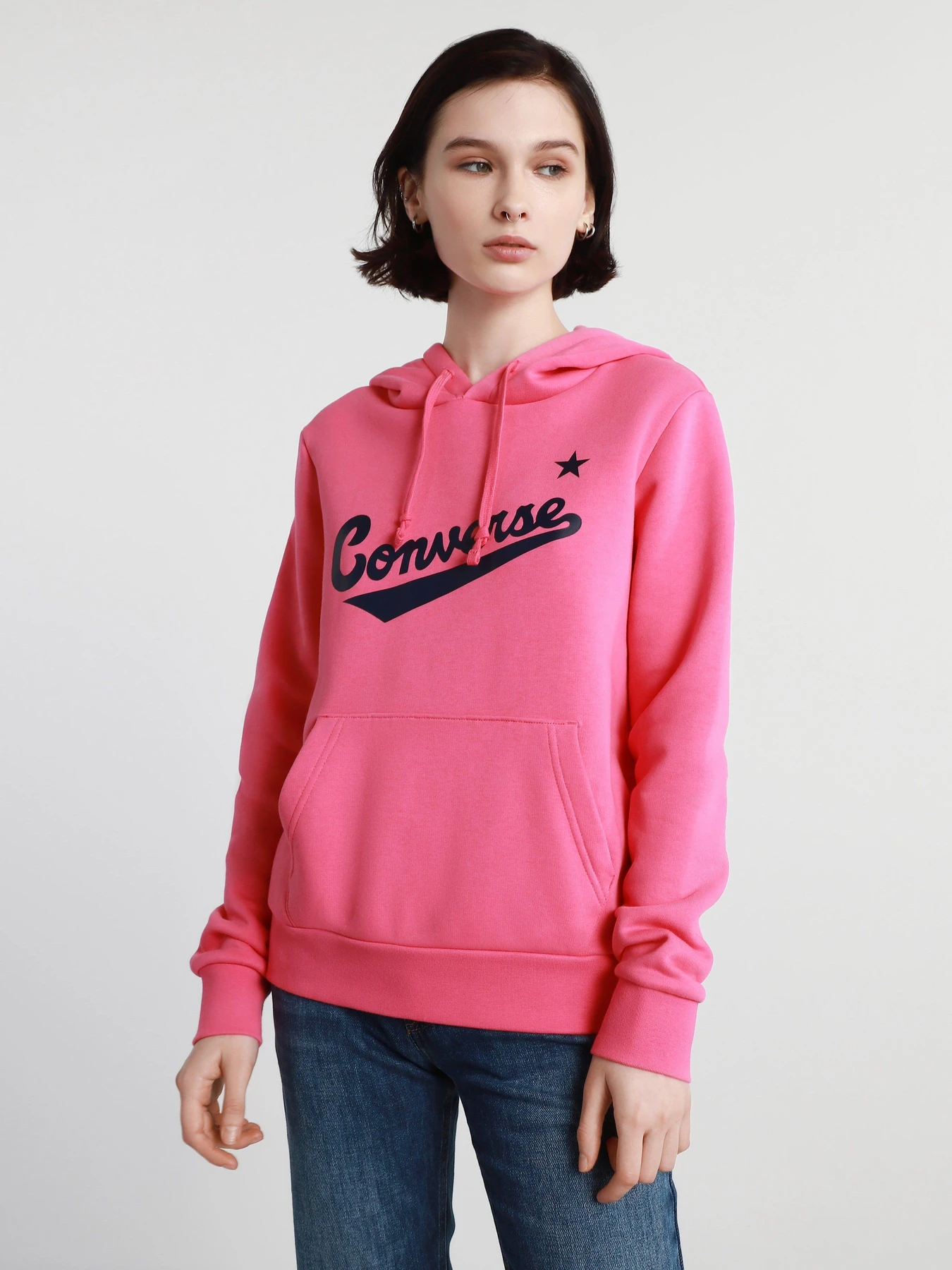 Худи и свитшоты CONVERSE Center Front Nova модель 10020375-661 Худи и свитшоты CONVERSE Center Front Nova модель 10020375-661 Фото
