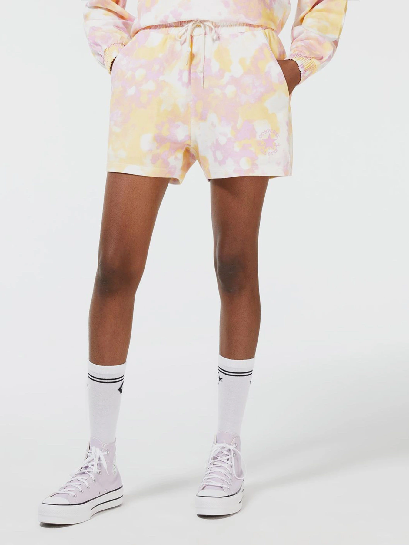 Шорты CONVERSE
Washed Floral Cotton модель 10023198-698 Шорты CONVERSE
Washed Floral Cotton модель 10023198-698 Фото
