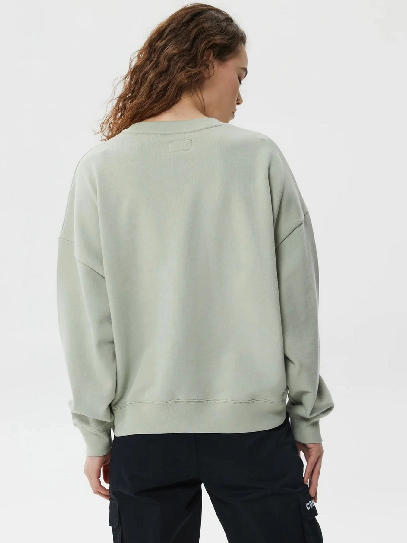 Худи и свитшоты CONVERSE Heavyweight Graphic Crew модель 10025069-376 Худи и свитшоты CONVERSE Heavyweight Graphic Crew модель 10025069-376 Фото