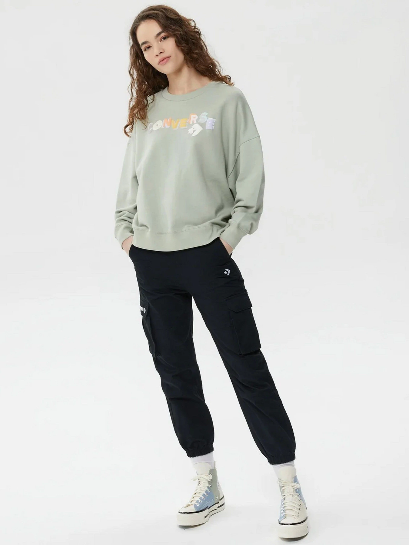 Худи и свитшоты CONVERSE Heavyweight Graphic Crew модель 10025069-376 Худи и свитшоты CONVERSE Heavyweight Graphic Crew модель 10025069-376 Фото