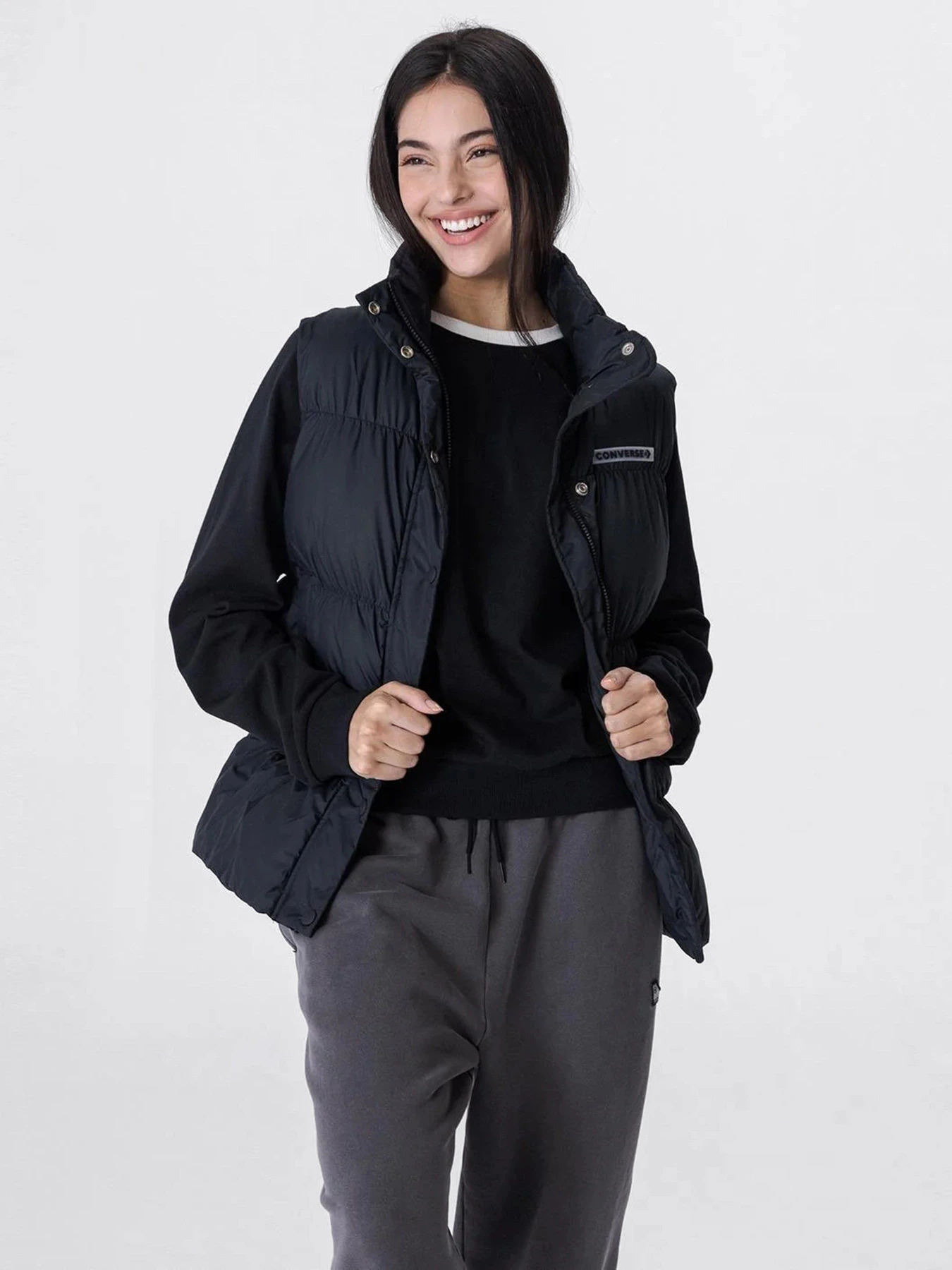 Куртки та дублянки CONVERSE Synthetic Super модель 10025203-001 Куртки та дублянки CONVERSE Synthetic Super модель 10025203-001 Фото
