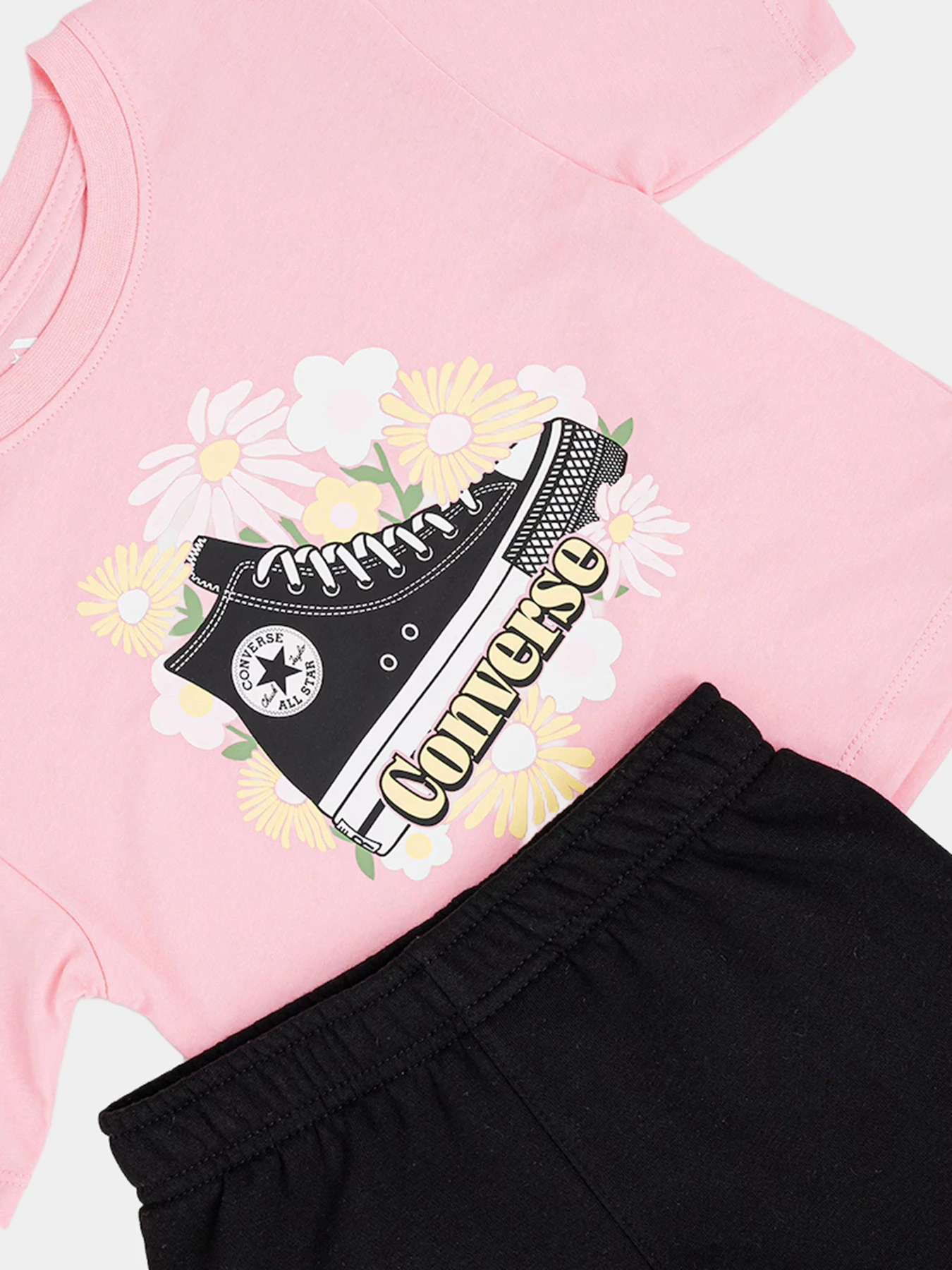 Костюмы CONVERSE FLORAL SNEAKER TEE - SHORTS модель 3CH108-023 Костюмы CONVERSE FLORAL SNEAKER TEE - SHORTS модель 3CH108-023 Фото