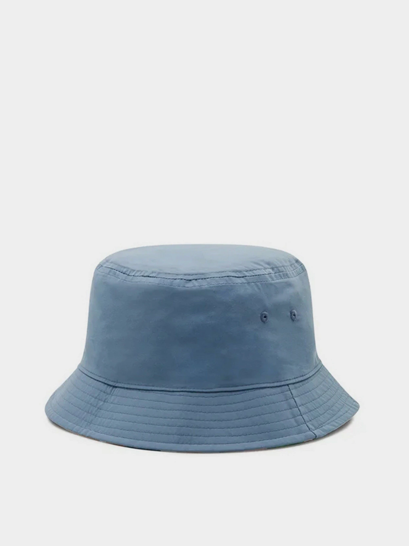 Шапки та кепки CONVERSE Reversible Bucket модель 10023011-494 Шапки та кепки CONVERSE Reversible Bucket модель 10023011-494 Фото