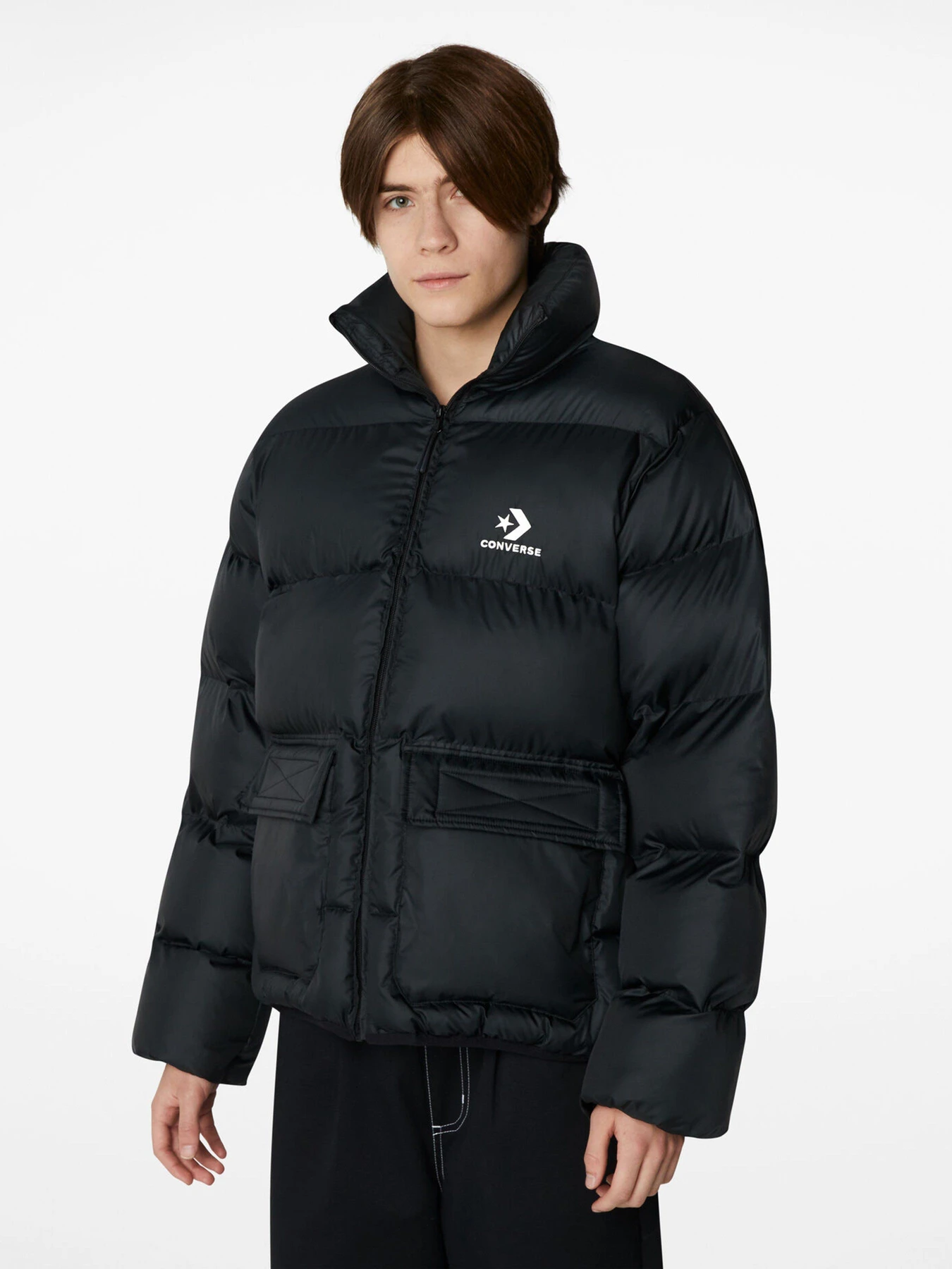Куртки та дублянки CONVERSE Patch Pocket Puffer модель 10023798-001 Куртки та дублянки CONVERSE Patch Pocket Puffer модель 10023798-001 Фото