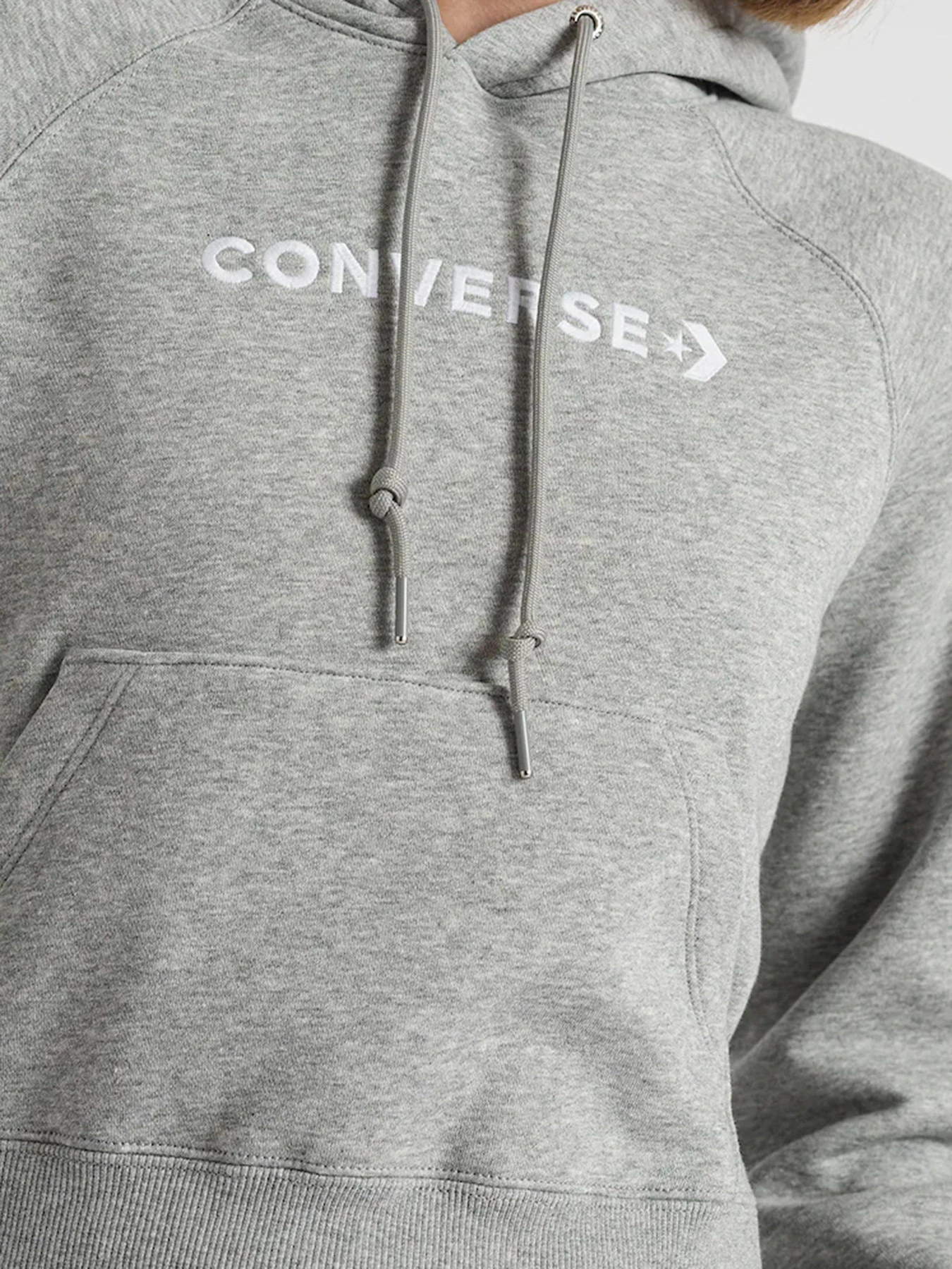 Худи и свитшоты CONVERSE Strip Wordmark Fleece модель 10023717-035 Худи и свитшоты CONVERSE Strip Wordmark Fleece модель 10023717-035 Фото