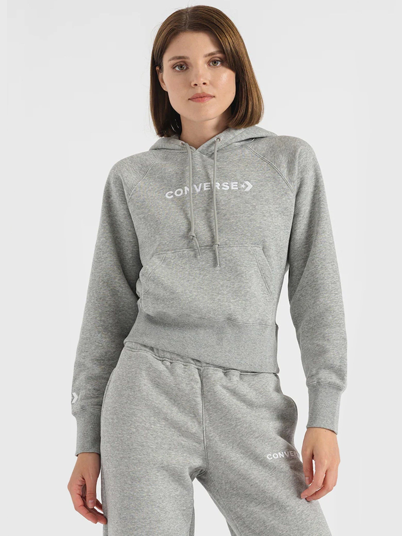 Худи и свитшоты CONVERSE Strip Wordmark Fleece модель 10023717-035 Худи и свитшоты CONVERSE Strip Wordmark Fleece модель 10023717-035 Фото