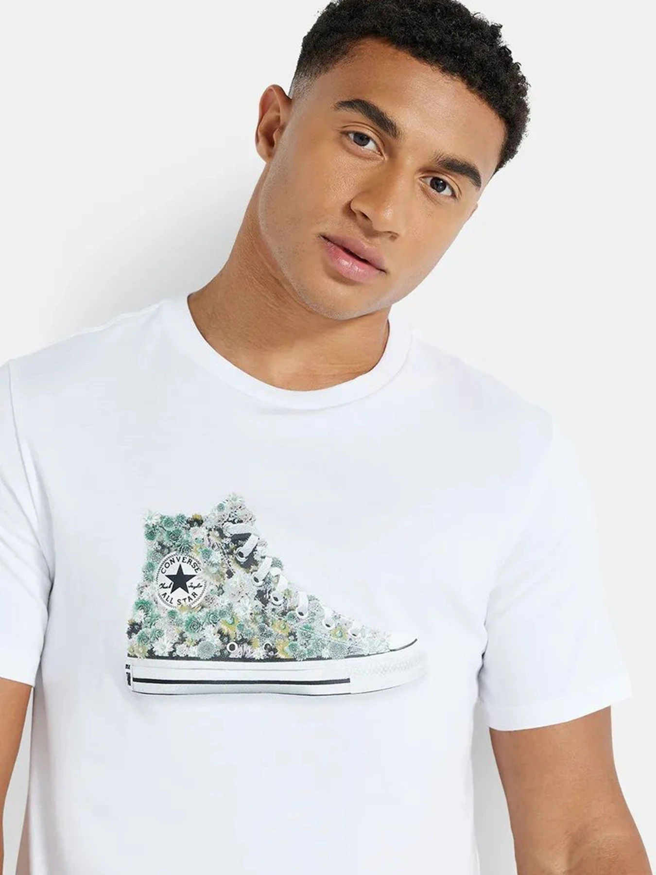 Футболки і поло CONVERSE Flower Chuck модель 10023790-102 Футболки і поло CONVERSE Flower Chuck модель 10023790-102 Фото