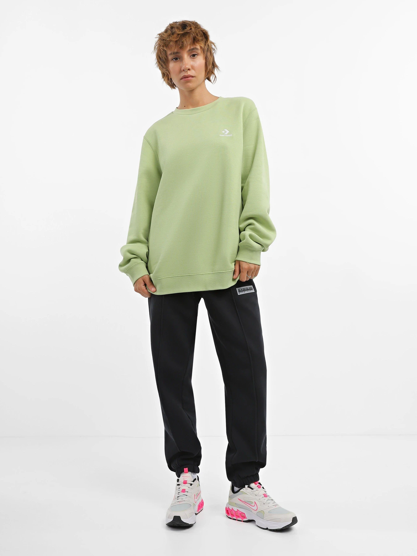Худи и свитшоты CONVERSE Star Chevron Crew Vitality модель 10024510-354 Худи и свитшоты CONVERSE Star Chevron Crew Vitality модель 10024510-354 Фото
