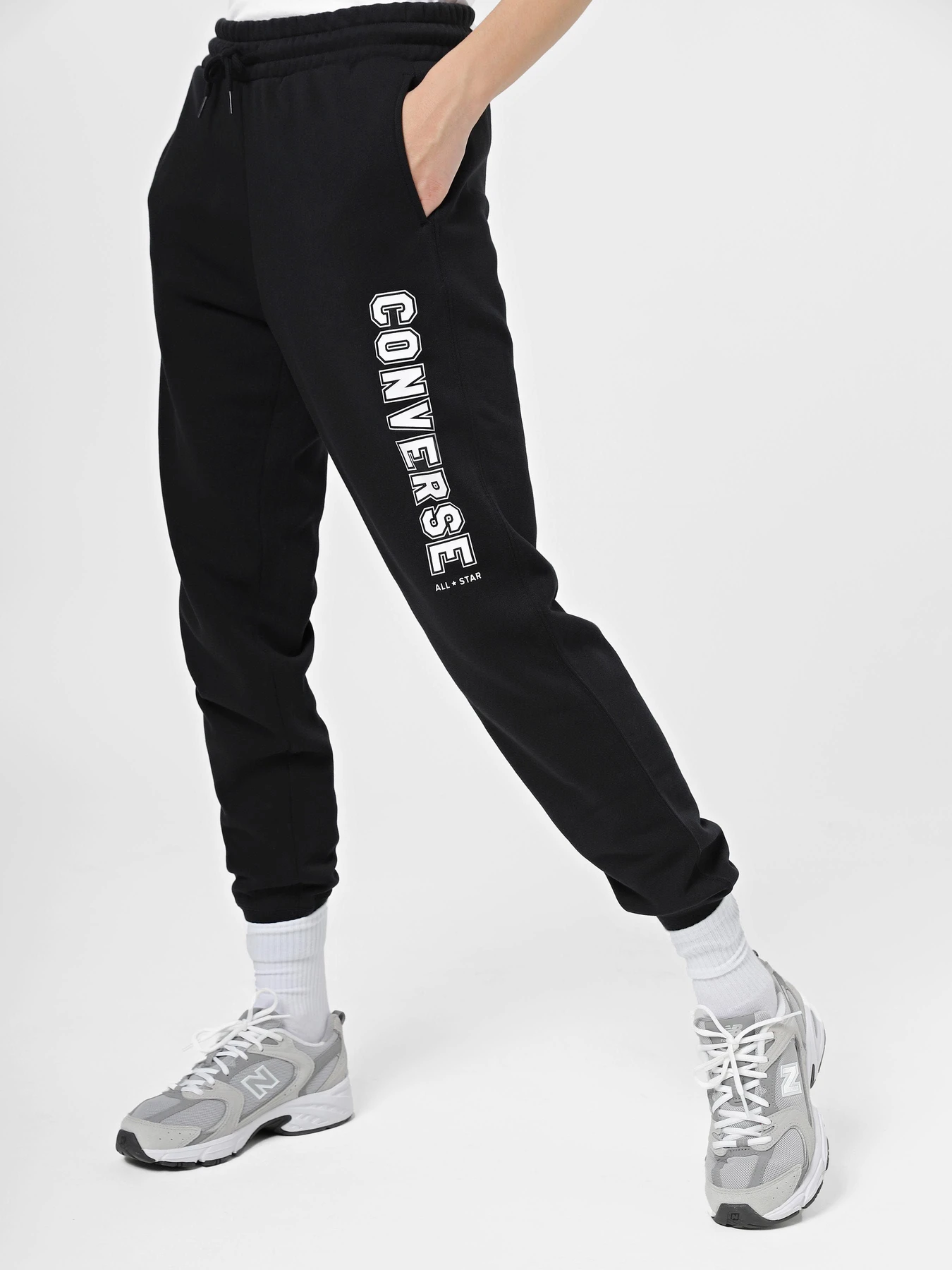Брюки CONVERSE Classic Fit All Star Wearers Left модель 10025410-001 Брюки CONVERSE Classic Fit All Star Wearers Left модель 10025410-001 Фото