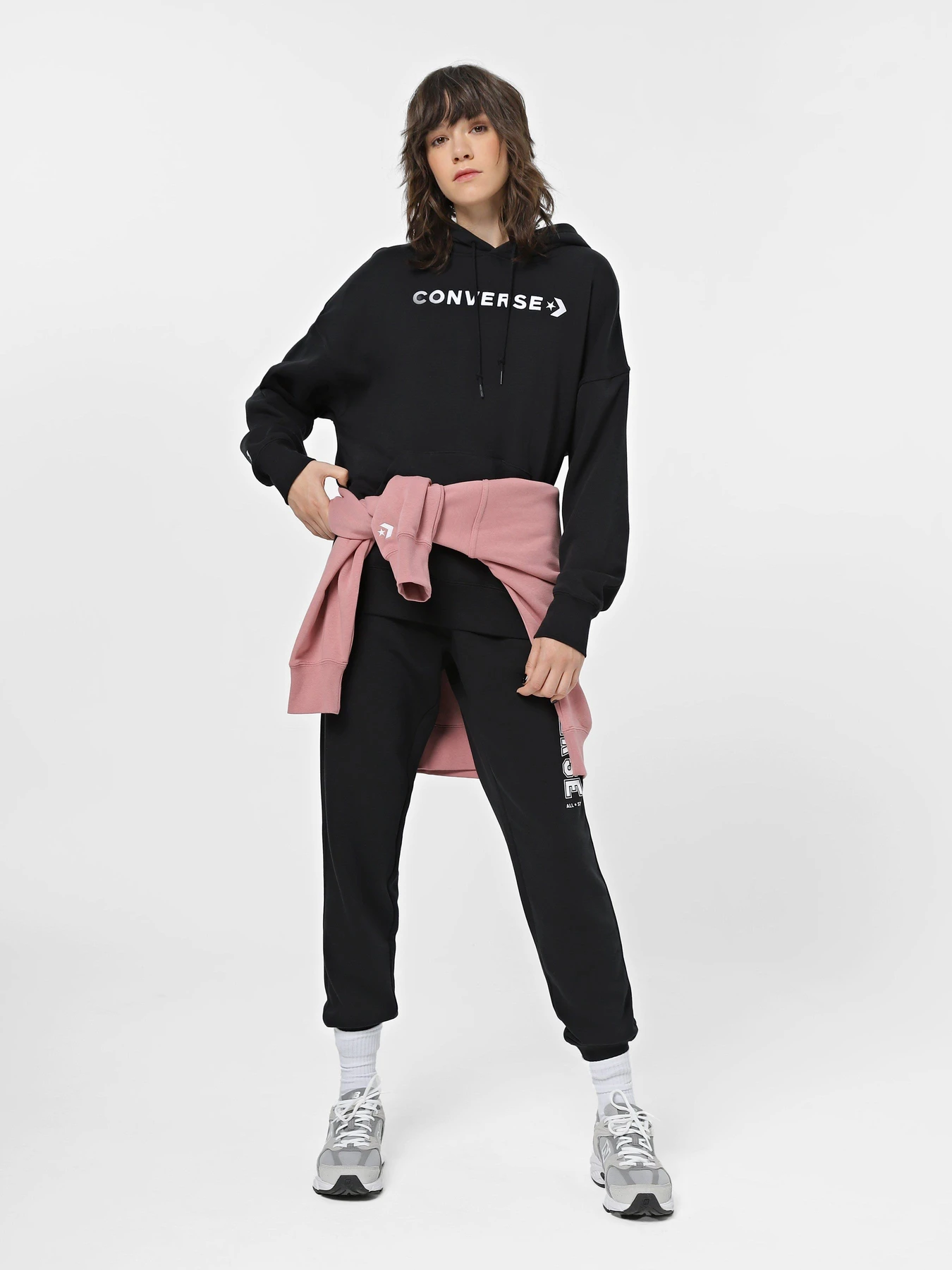 Брюки CONVERSE Classic Fit All Star Wearers Left модель 10025410-001 Брюки CONVERSE Classic Fit All Star Wearers Left модель 10025410-001 Фото
