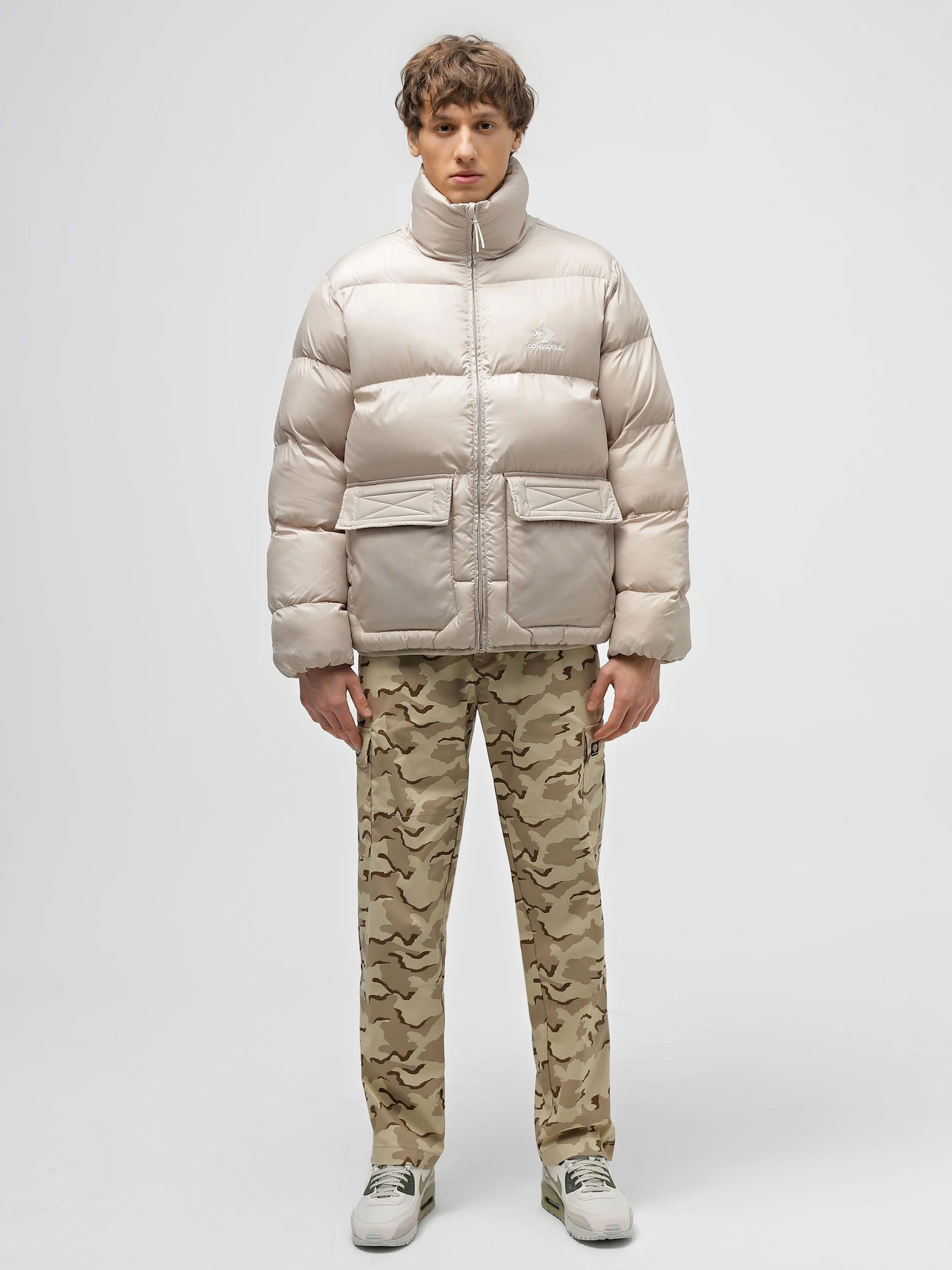 Куртки та дублянки CONVERSE Patch Pocket Puffer модель 10023798-274 Фото