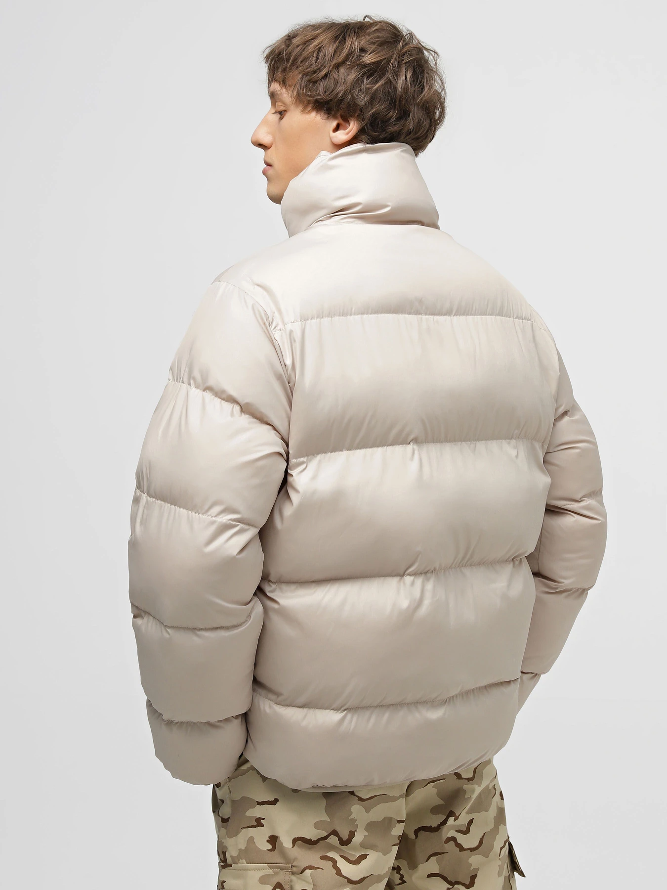 Куртки та дублянки CONVERSE Patch Pocket Puffer модель 10023798-274 Фото