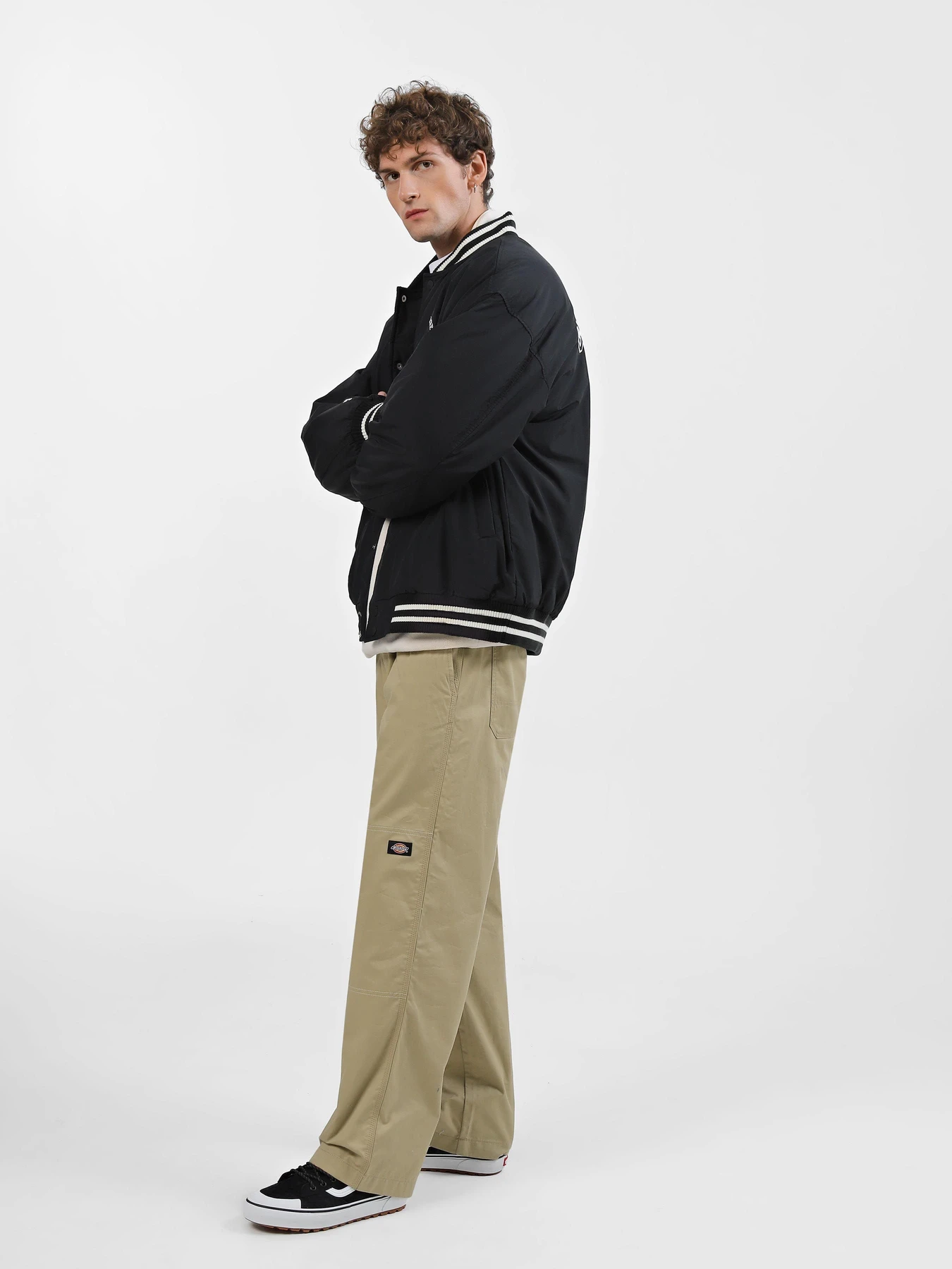 Куртки и дубленки CONVERSE Padded RPC модель 10025261-001 Фото