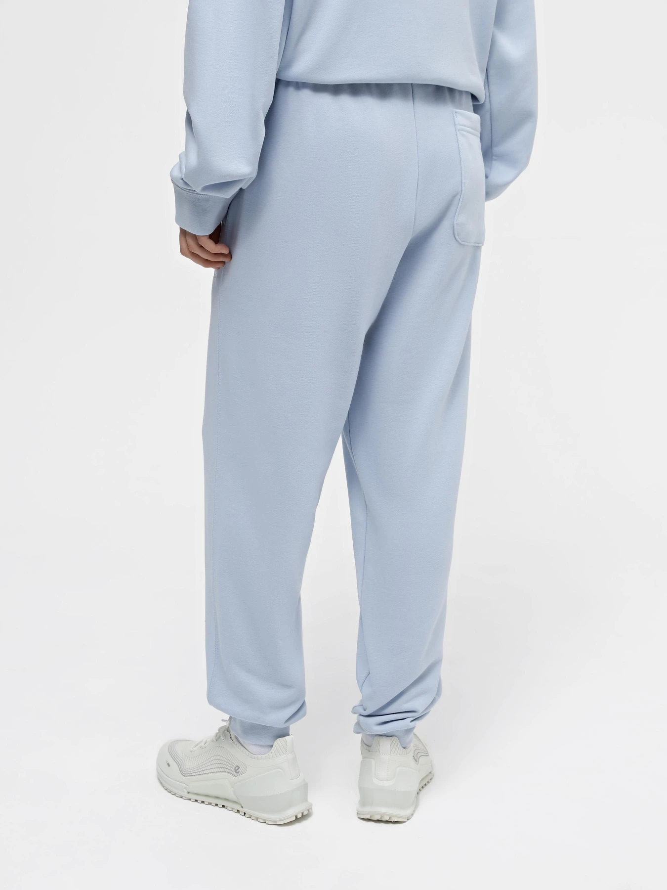Штани CONVERSE STANDARD FIT WEARERS LEFT STAR модель 10023873-050 Штани CONVERSE STANDARD FIT WEARERS LEFT STAR модель 10023873-050 Фото