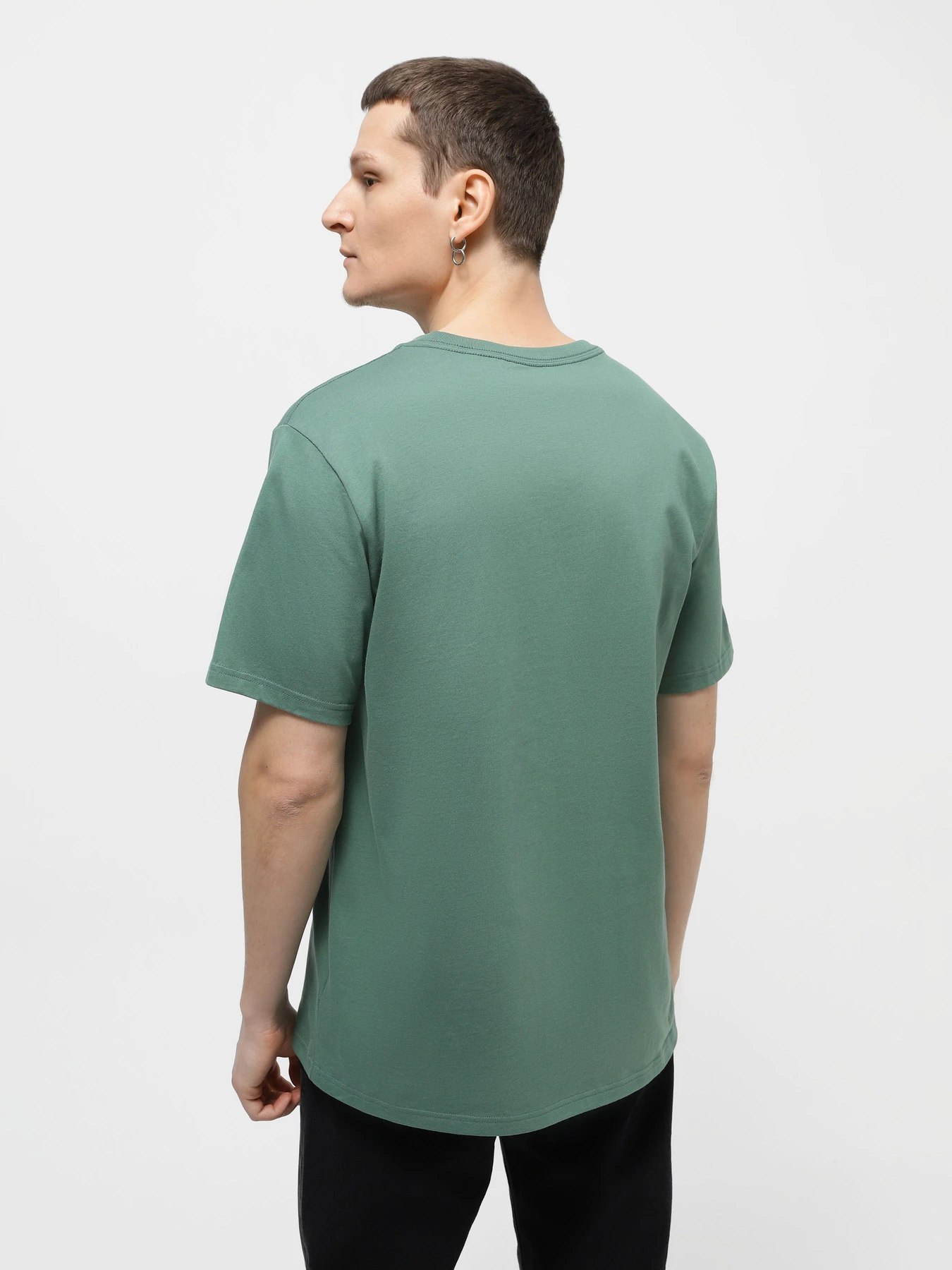 Футболки и поло CONVERSE STANDARD FIT LEFT CHEST STAR C модель 10023876-304 Футболки и поло CONVERSE STANDARD FIT LEFT CHEST STAR C модель 10023876-304 Фото