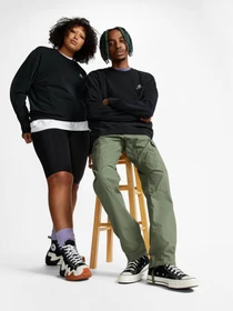 Худи и свитшоты CONVERSE STAR CHEV EMB CREW FT модель 10023861-001 Фото