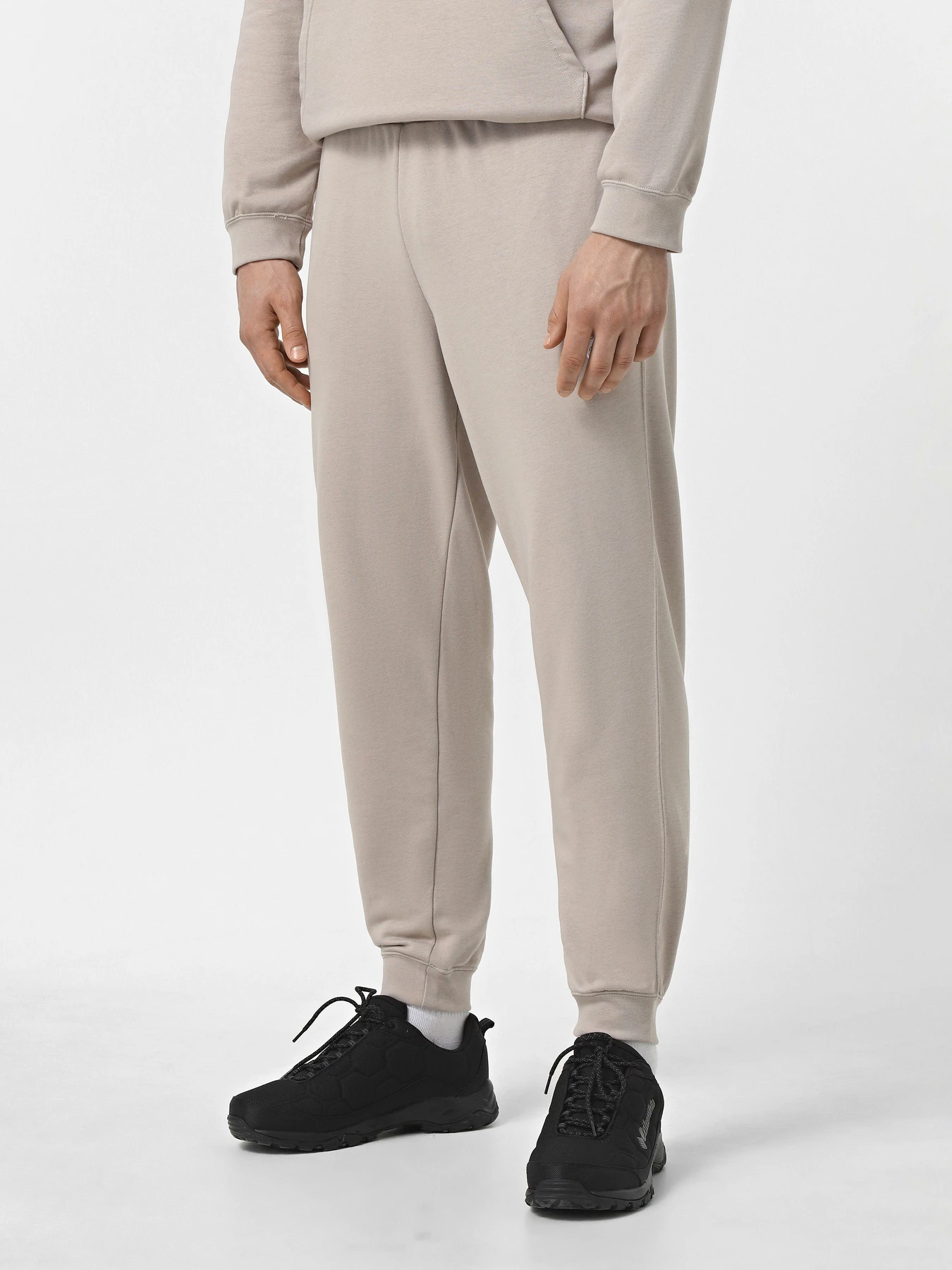 Штани CONVERSE CORE CHUCK PATCH модель 10026982-251 Штани CONVERSE CORE CHUCK PATCH модель 10026982-251 Фото