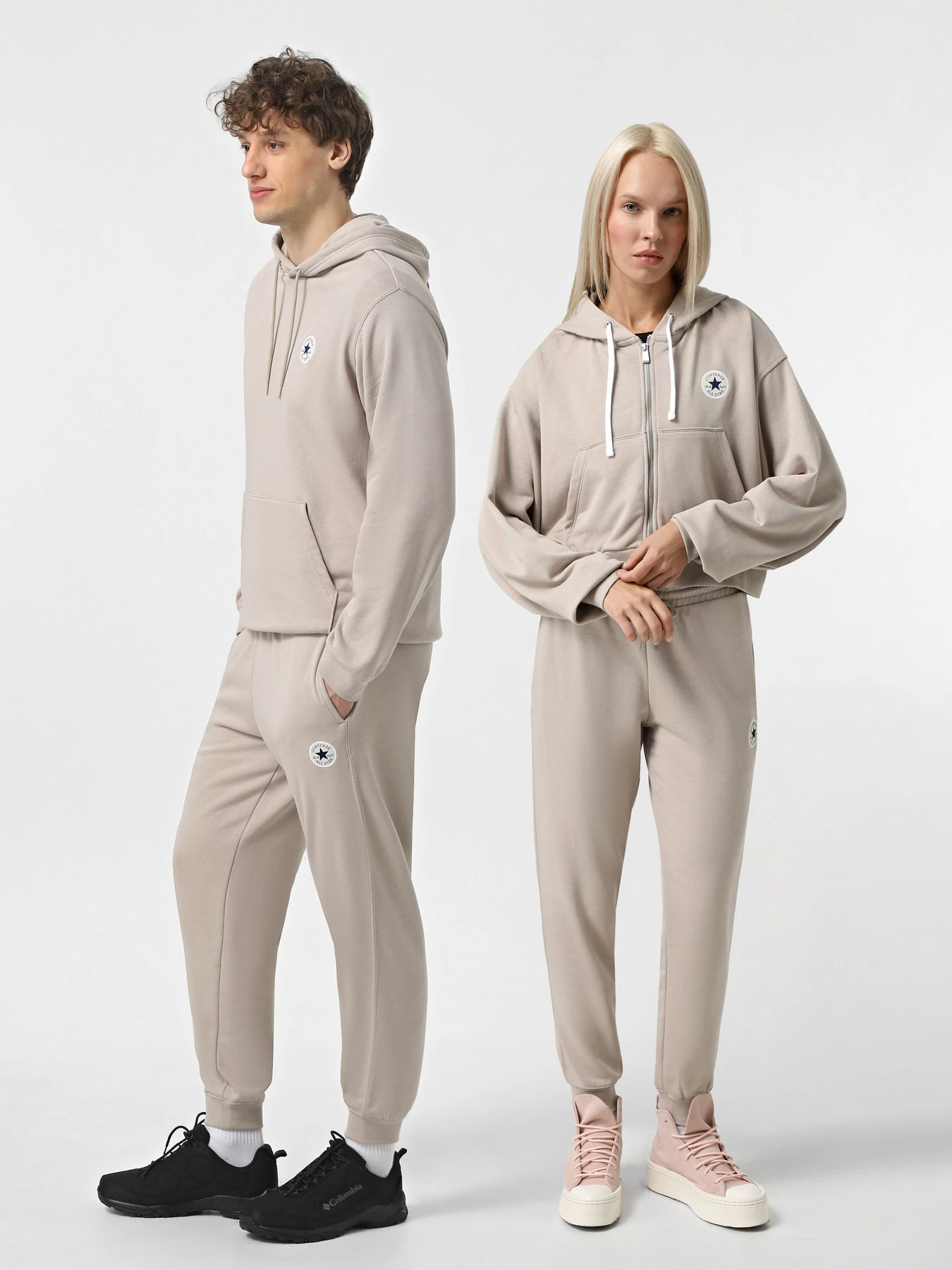 Штани CONVERSE CORE CHUCK PATCH модель 10026982-251 Штани CONVERSE CORE CHUCK PATCH модель 10026982-251 Фото