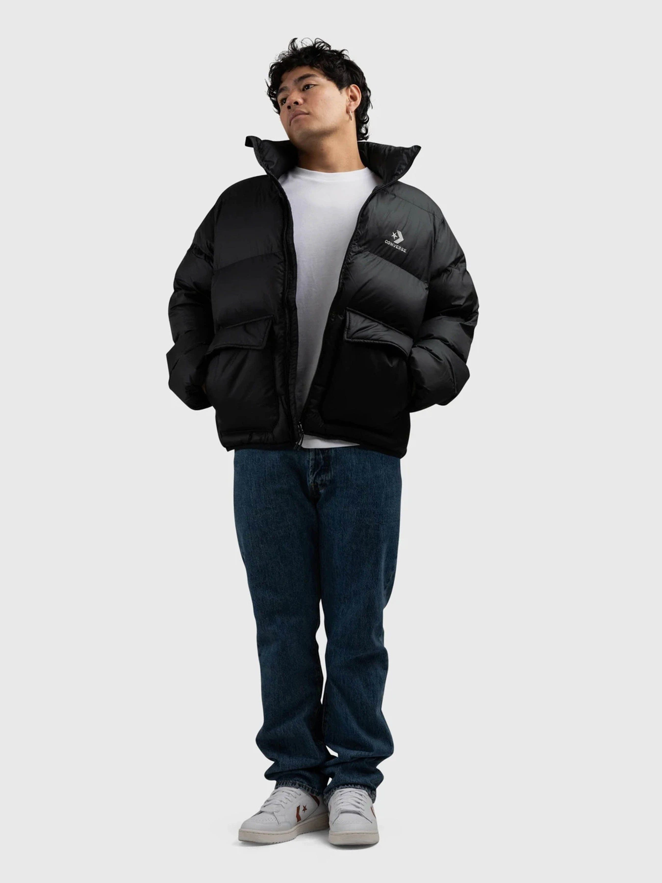 Куртки и дубленки CONVERSE PATCH POCKET CORE модель 10027260-001 Фото