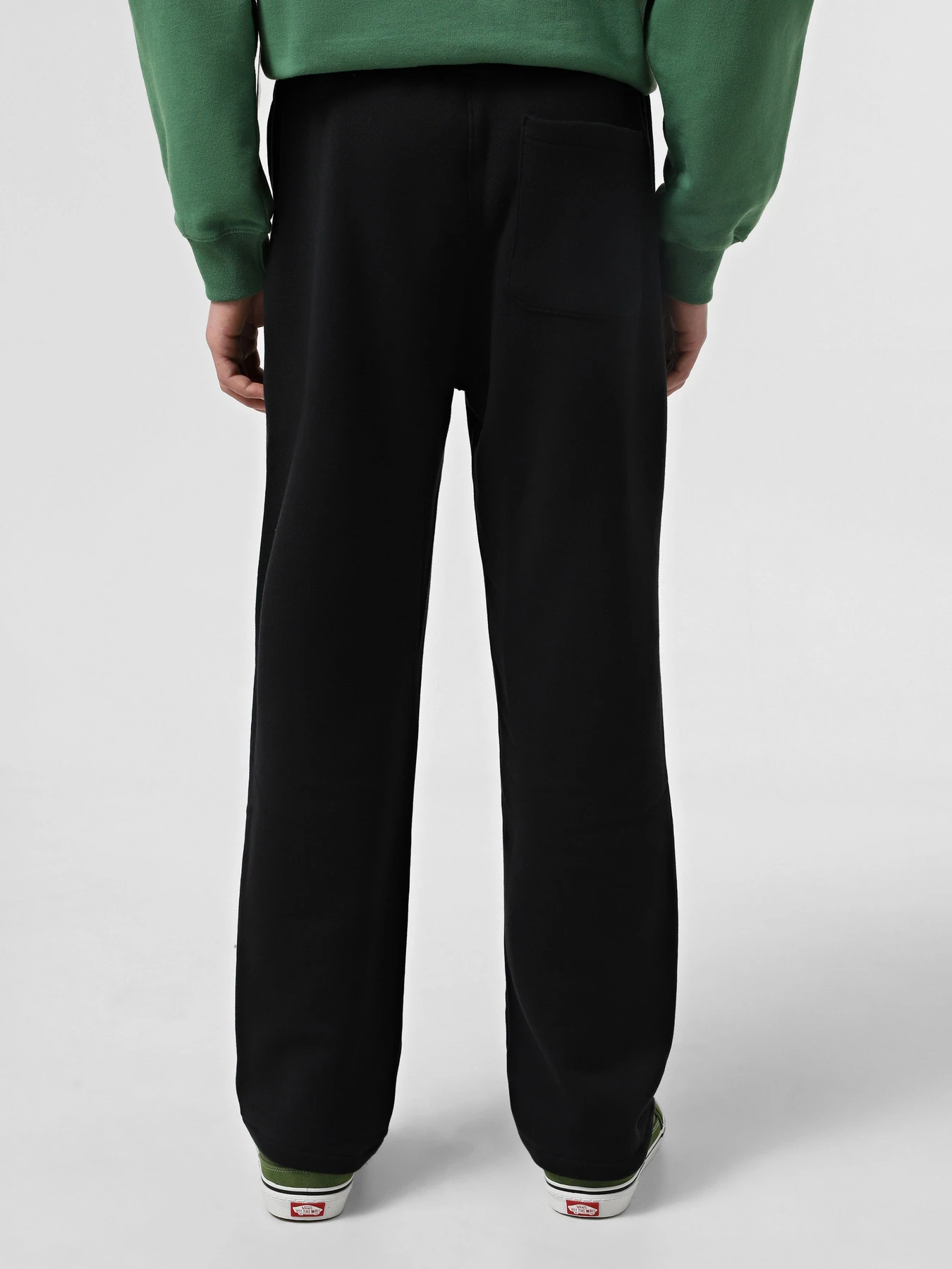 Брюки CONVERSE WORDMARK FIT GRAPHIC модель 10027359-001 Брюки CONVERSE WORDMARK FIT GRAPHIC модель 10027359-001 Фото