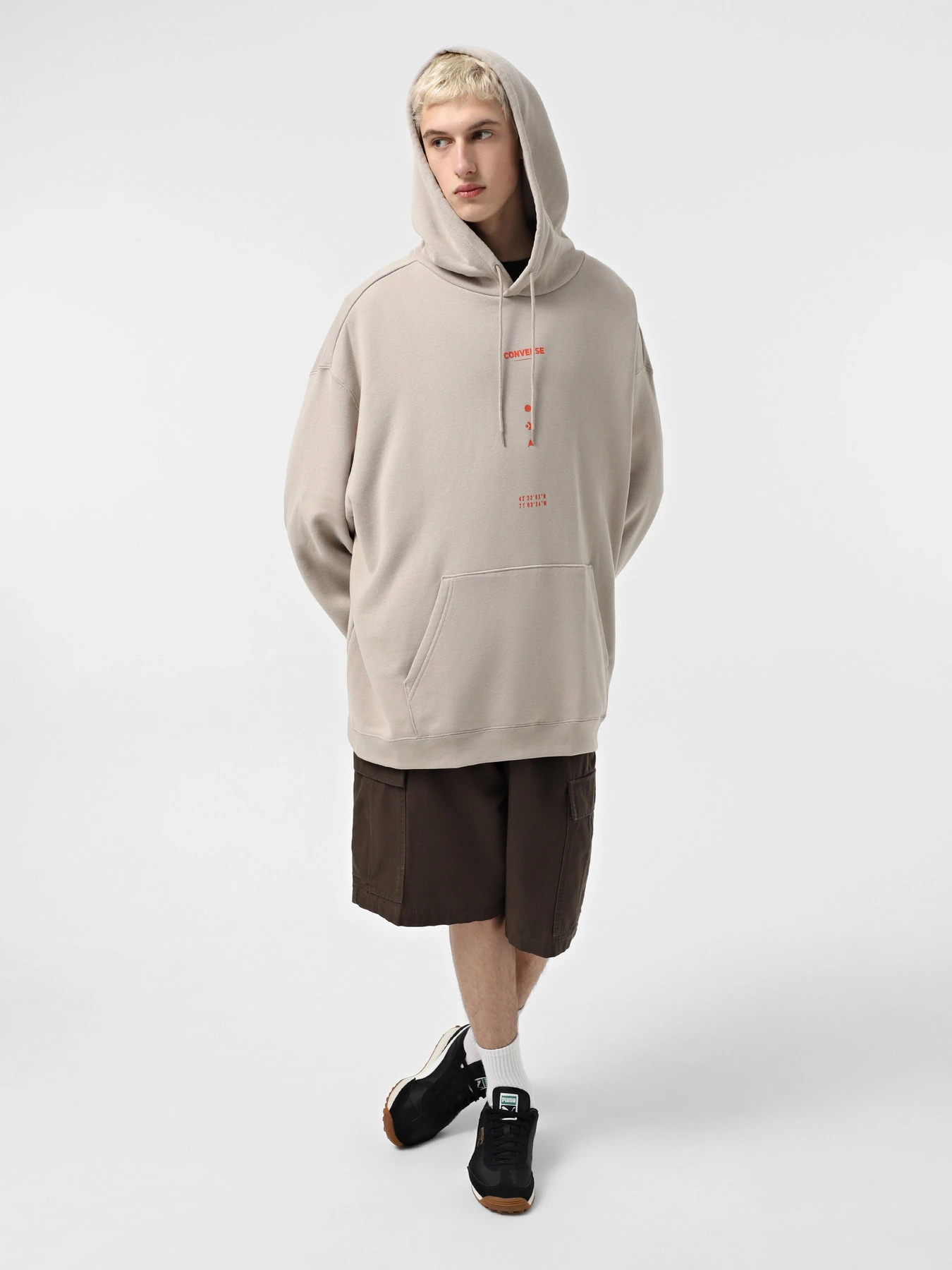 Худи и свитшоты CONVERSE WORDMARK LOOSE FIT GRAPHIC модель 10027360-251 Худи и свитшоты CONVERSE WORDMARK LOOSE FIT GRAPHIC модель 10027360-251 Фото