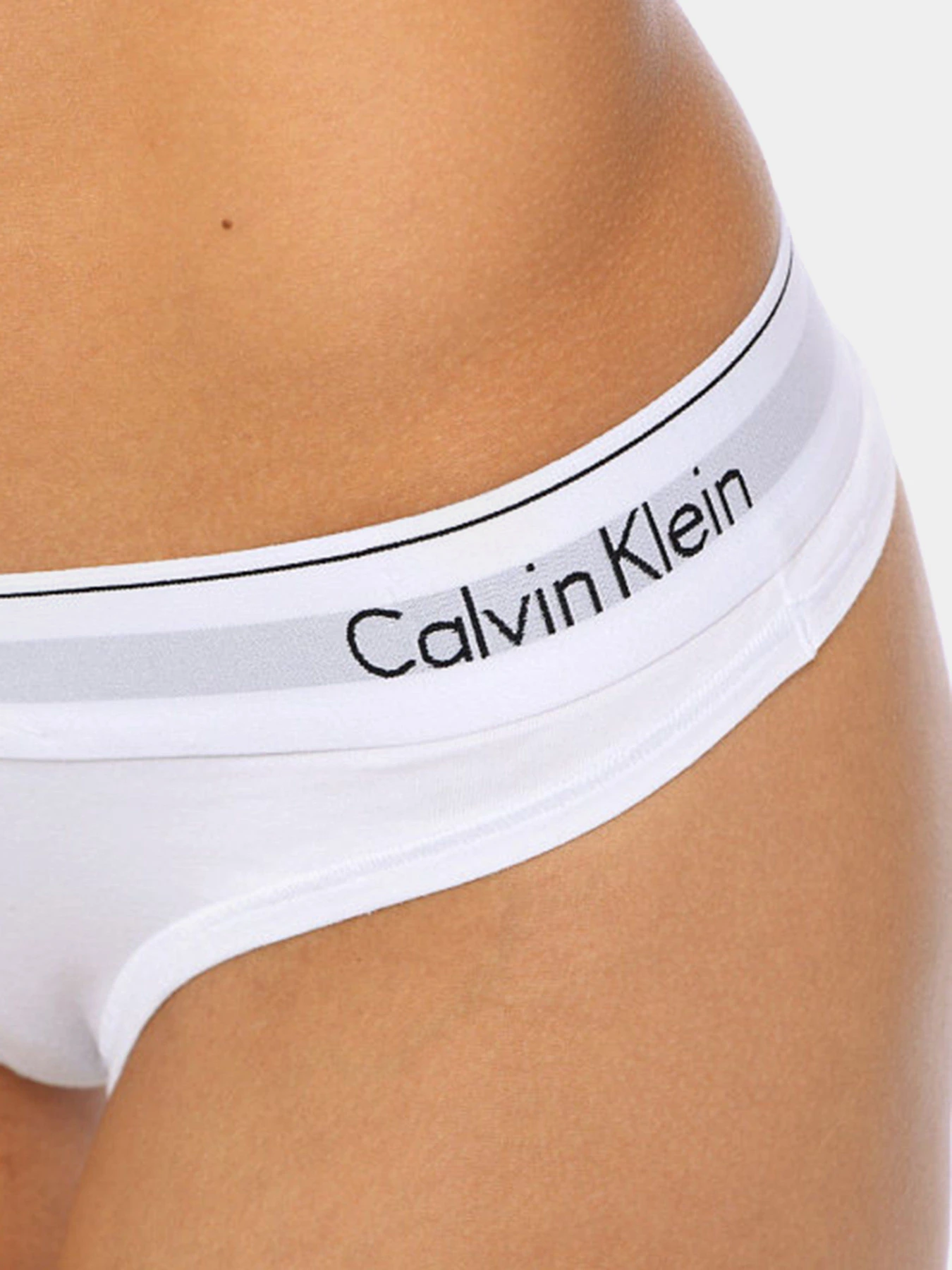 Нижня білизна Calvin Klein Underwear Thong модель F3786E_100 Нижня білизна Calvin Klein Underwear Thong модель F3786E_100 Фото