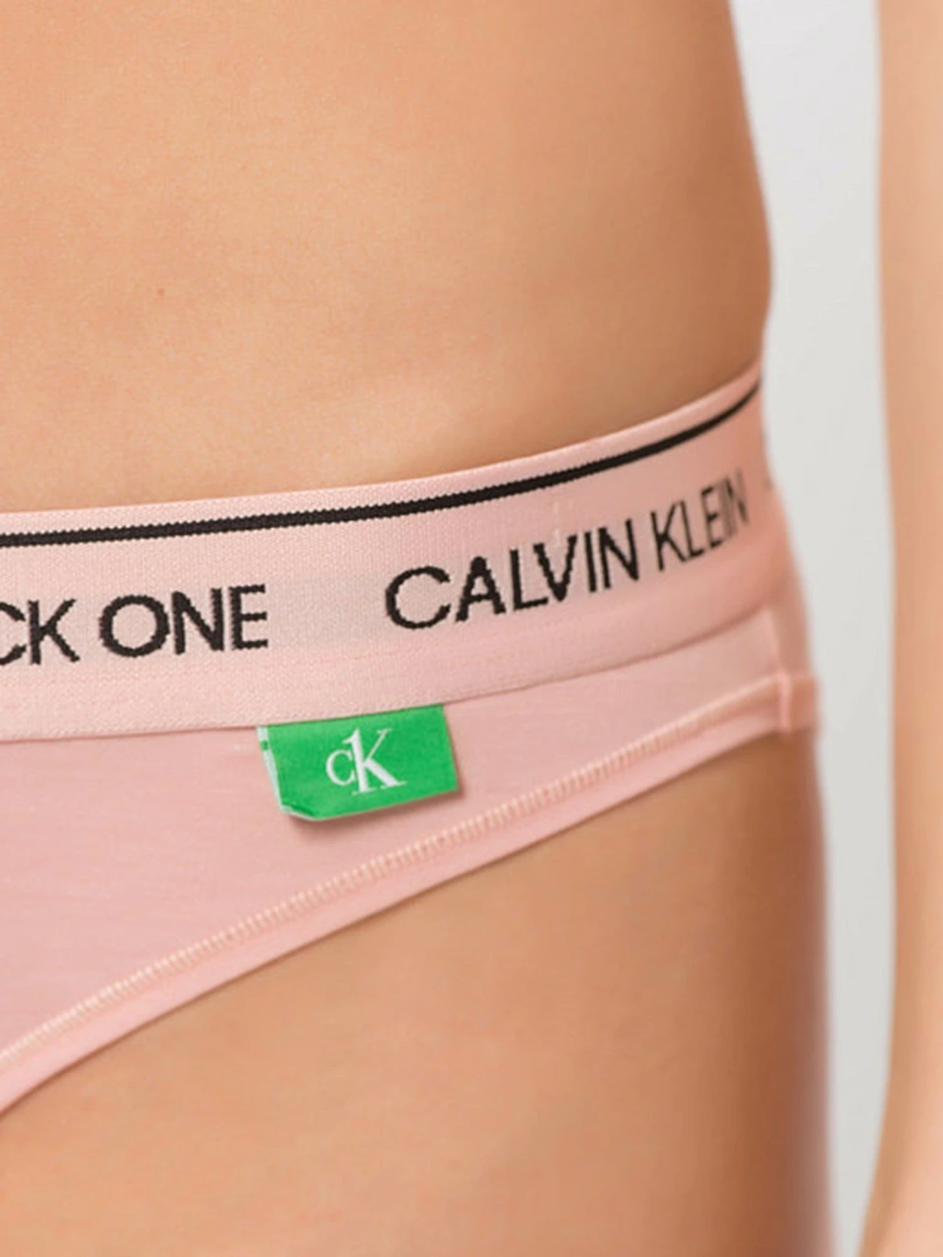 Нижнее белье Calvin Klein Underwear модель QF5940E_7ZO Фото