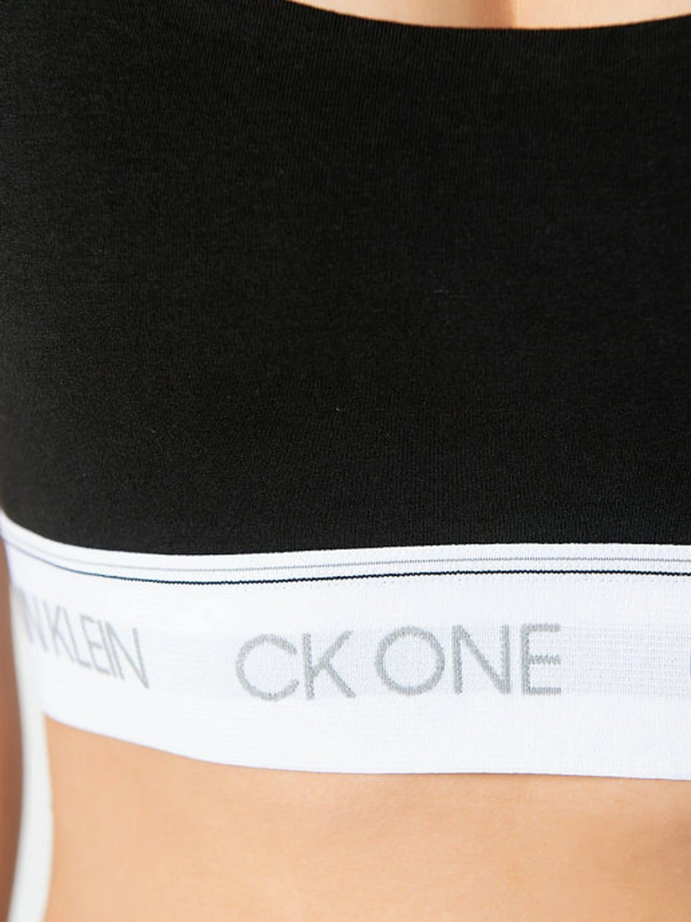Нижнее белье Calvin Klein Underwear модель QF6220E_UB1 Фото