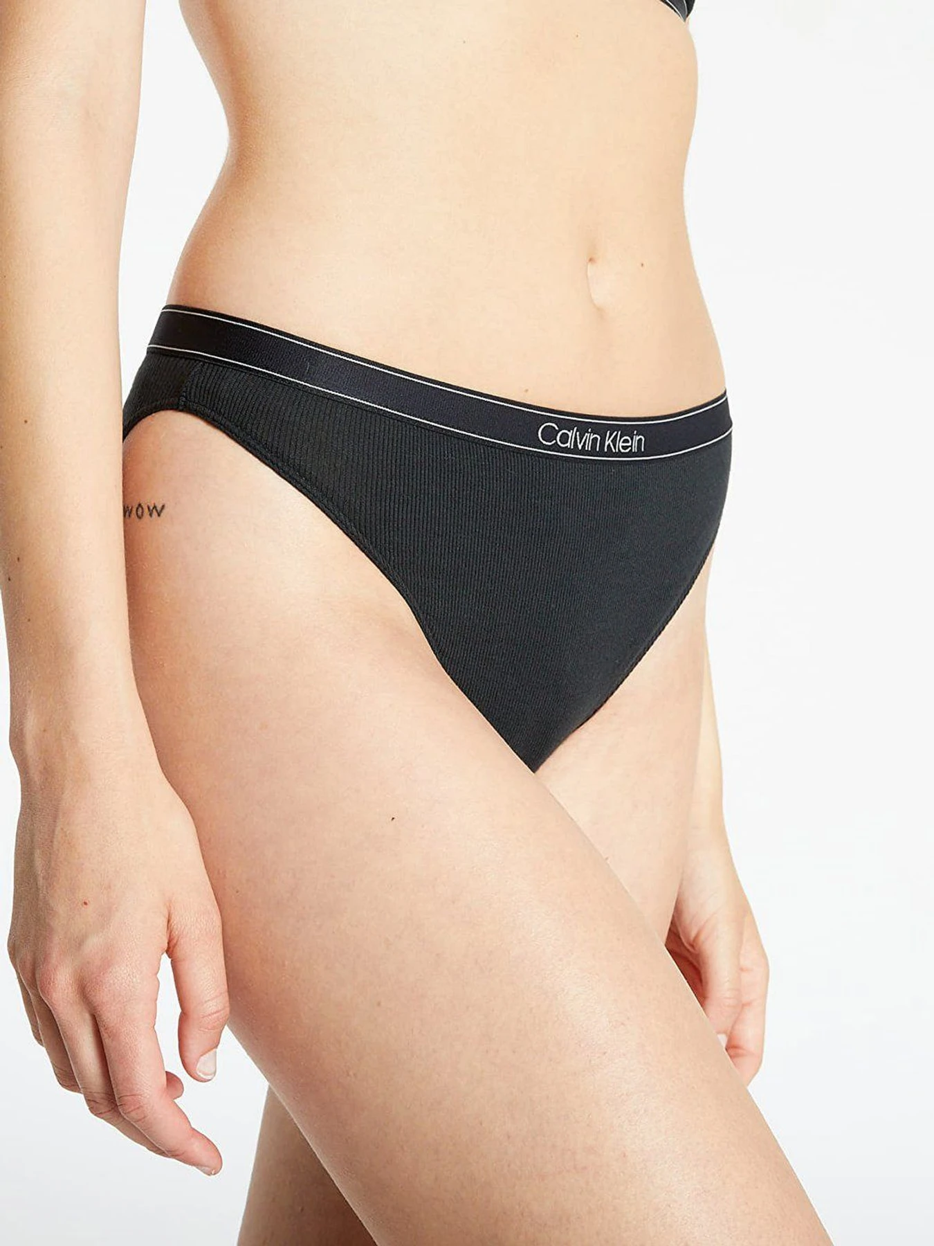 Нижня білизна Calvin Klein Underwear модель QF6443E_UB1 Нижня білизна Calvin Klein Underwear модель QF6443E_UB1 Фото