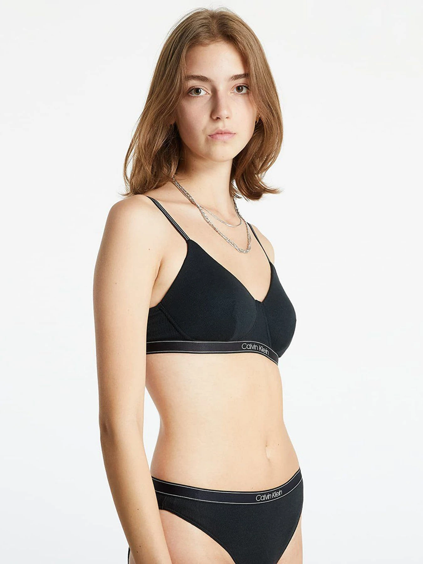 Нижнее белье Calvin Klein Underwear модель QF6439E_UB1 Нижнее белье Calvin Klein Underwear модель QF6439E_UB1 Фото
