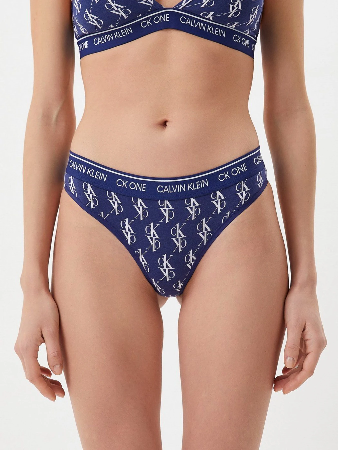 Нижня білизна Calvin Klein Underwear модель QF5733E_X00 Фото