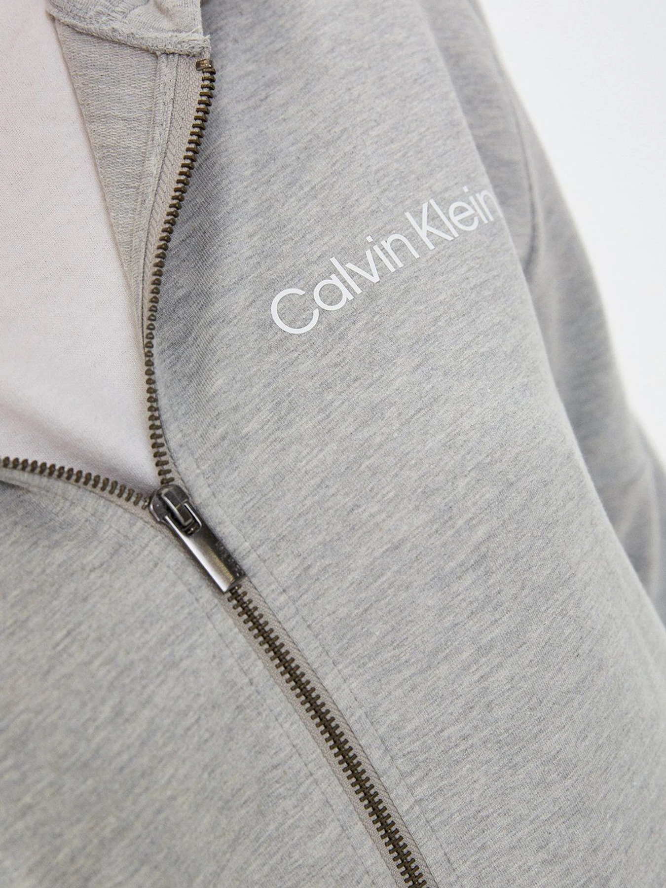 Худи и свитшоты Calvin Klein Underwear модель QS6759E_P7A Фото