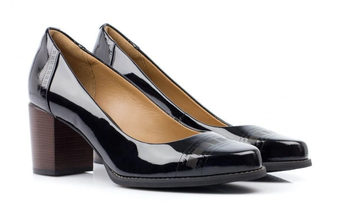Туфли и лоферы Clarks модель 2611-0653 Фото