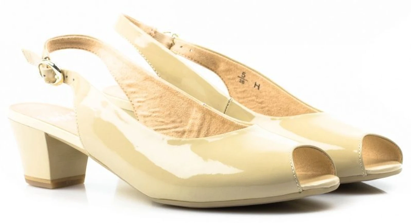 Босоножки Caprice модель 28315-26-302 sand patent Фото