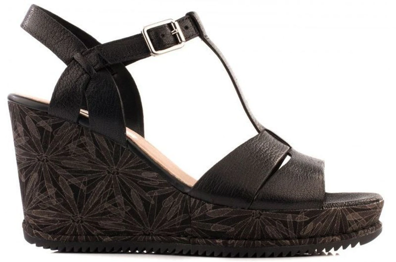 Босоножки Clarks Adesha River модель 2612-3229 Фото