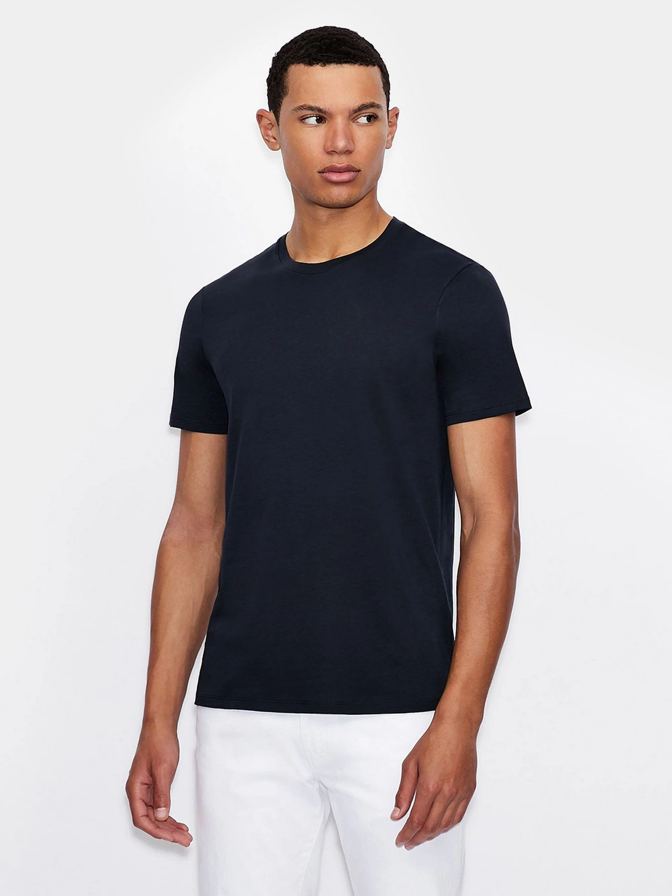 Футболки і поло Armani Exchange модель 8NZT74-ZJA5Z-1510 Футболки і поло Armani Exchange модель 8NZT74-ZJA5Z-1510 Фото
