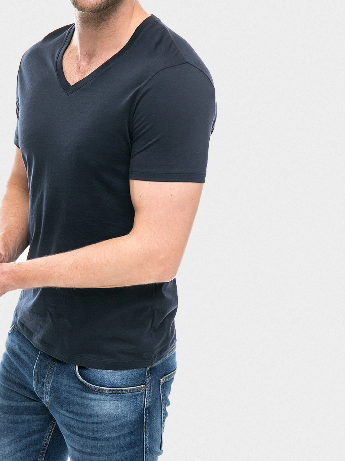 Футболки і поло Armani Exchange модель 8NZT75-ZJA5Z-1510 Футболки і поло Armani Exchange модель 8NZT75-ZJA5Z-1510 Фото