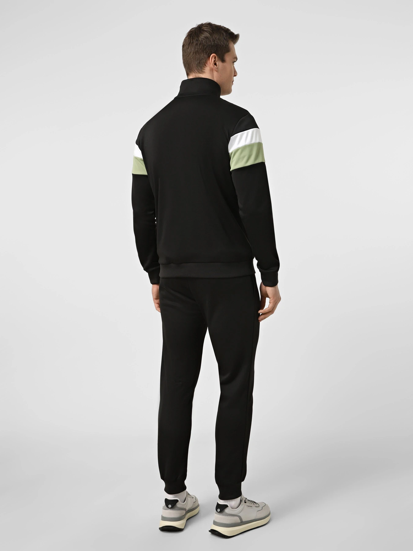 Костюми Sergio Tacchini NICOLO TRACKSUIT модель STA261M402-01 Фото