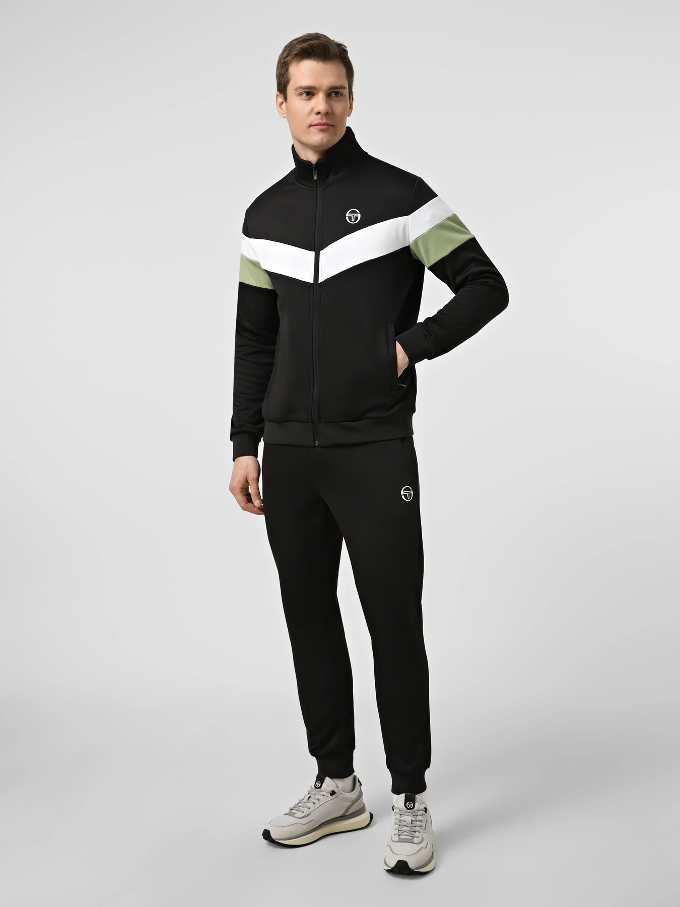Костюми Sergio Tacchini NICOLO TRACKSUIT модель STA261M402-01 Фото