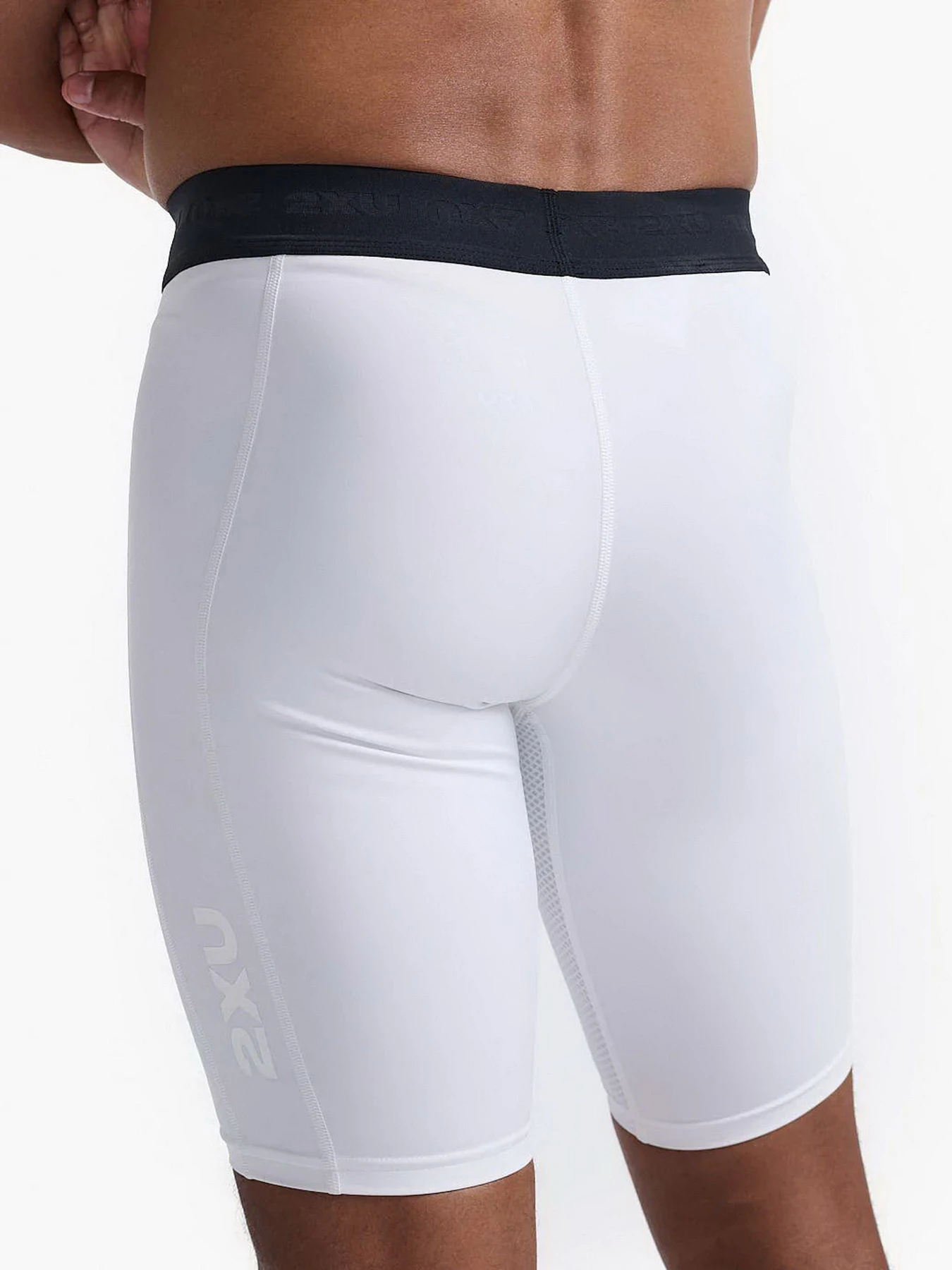 Шорты 2XU Base Layer модель MA7198b-WHT/WHT Фото