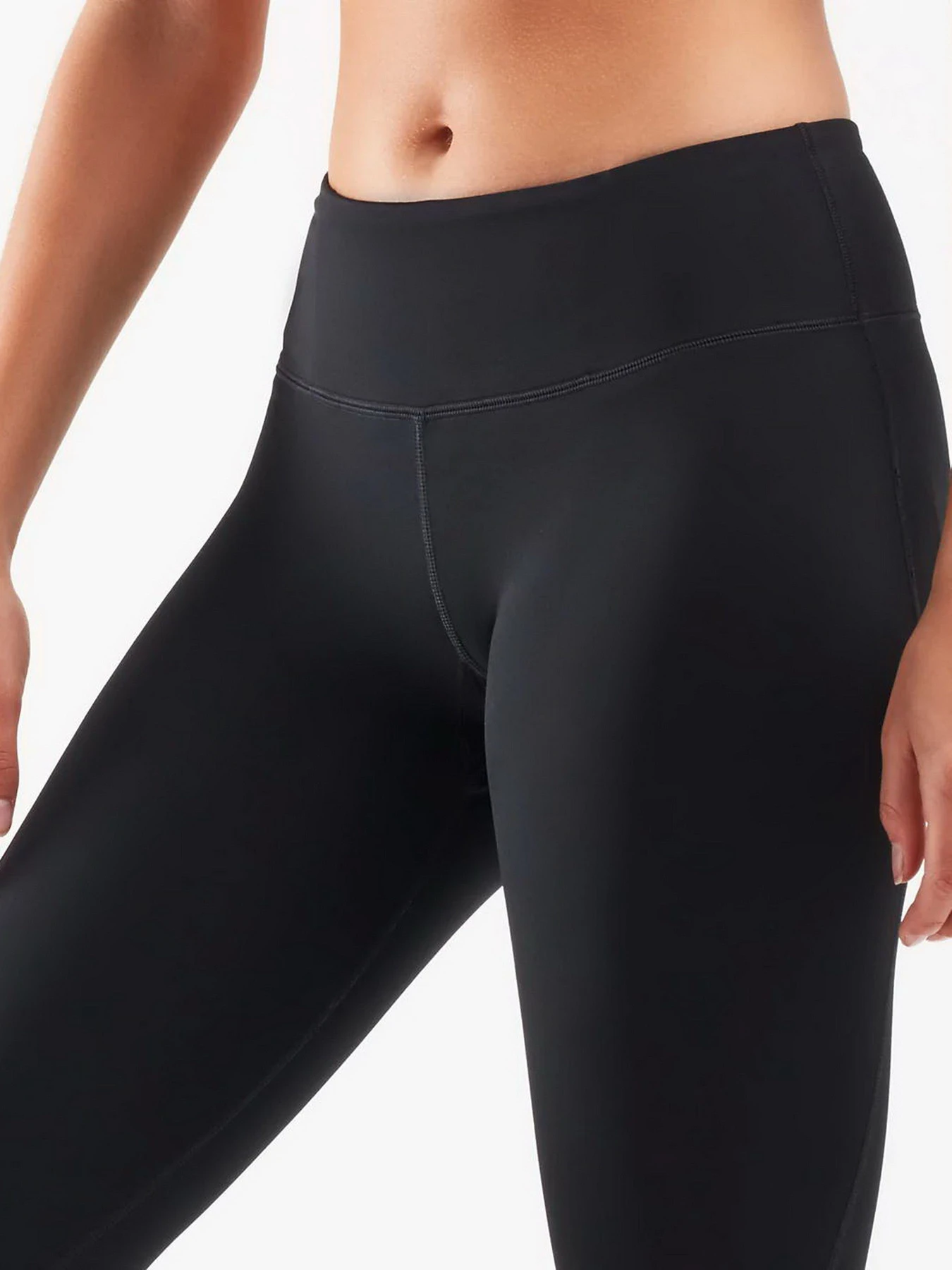 Брюки 2XU Ignition Mid-Rise Compression модель WA6352b-BLK/NRO Брюки 2XU Ignition Mid-Rise Compression модель WA6352b-BLK/NRO Фото
