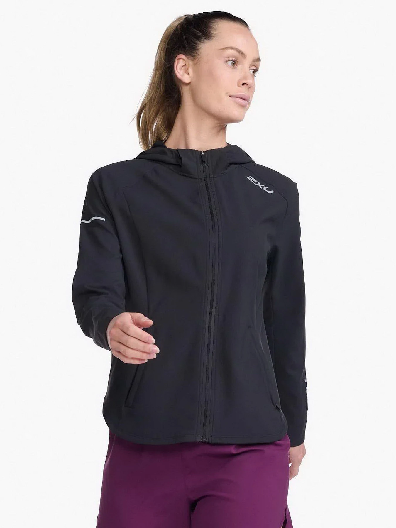 Куртки та дублянки 2XU Aero модель WR6859a-BLK/SRF Куртки та дублянки 2XU Aero модель WR6859a-BLK/SRF Фото
