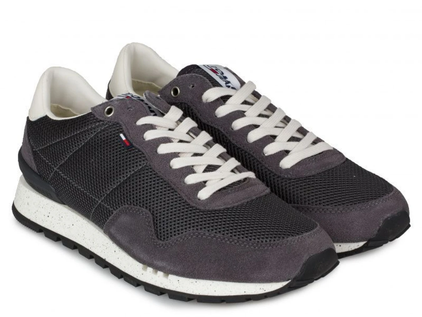 Кросівки Tommy Hilfiger модель EM0EM00041-008 Фото