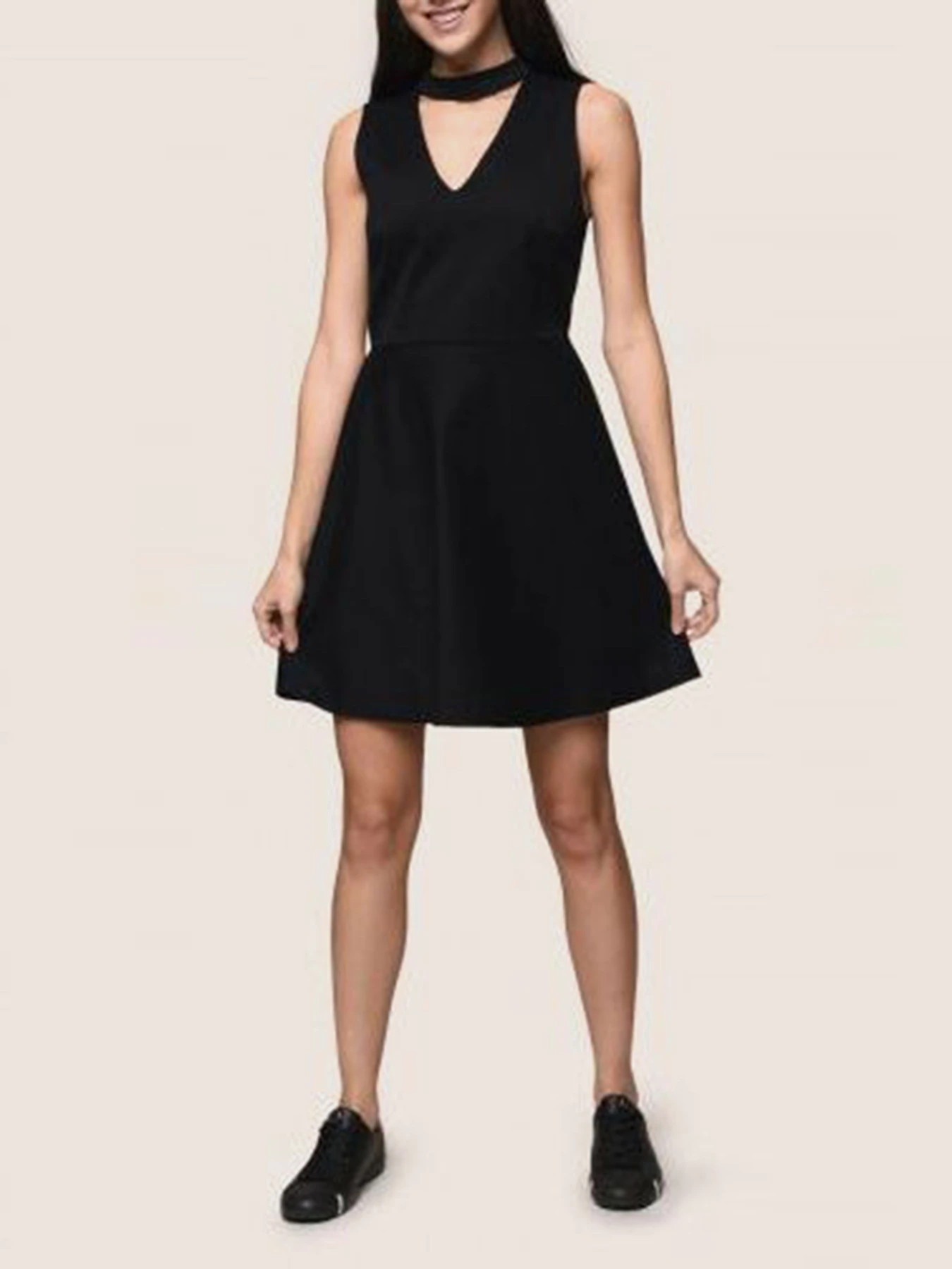 Платья Armani Exchange модель 3ZYA03-YNAFZ-1200 Фото