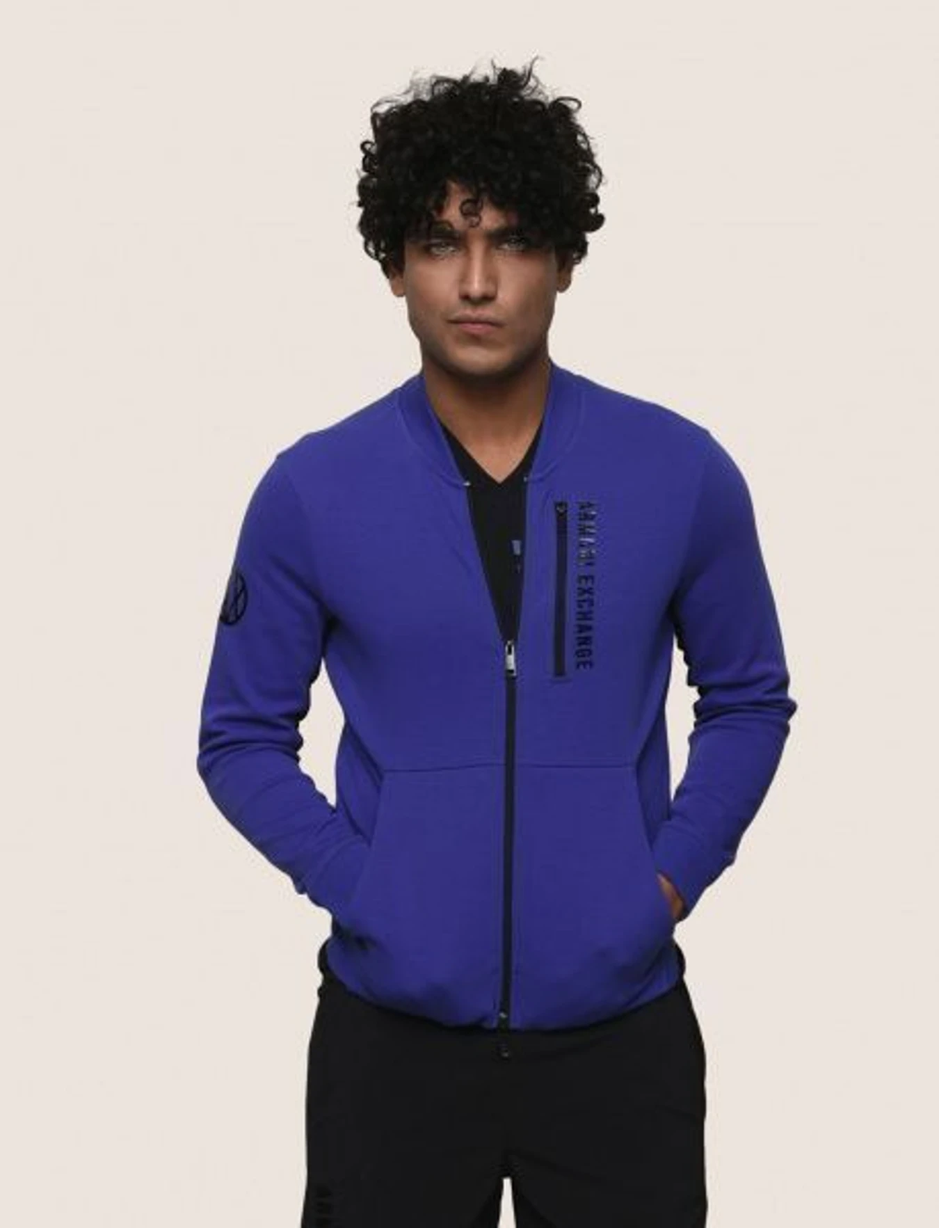 Худи и свитшоты Armani Exchange модель 3ZZMAQ-ZJQ2Z-1550 Худи и свитшоты Armani Exchange модель 3ZZMAQ-ZJQ2Z-1550 Фото