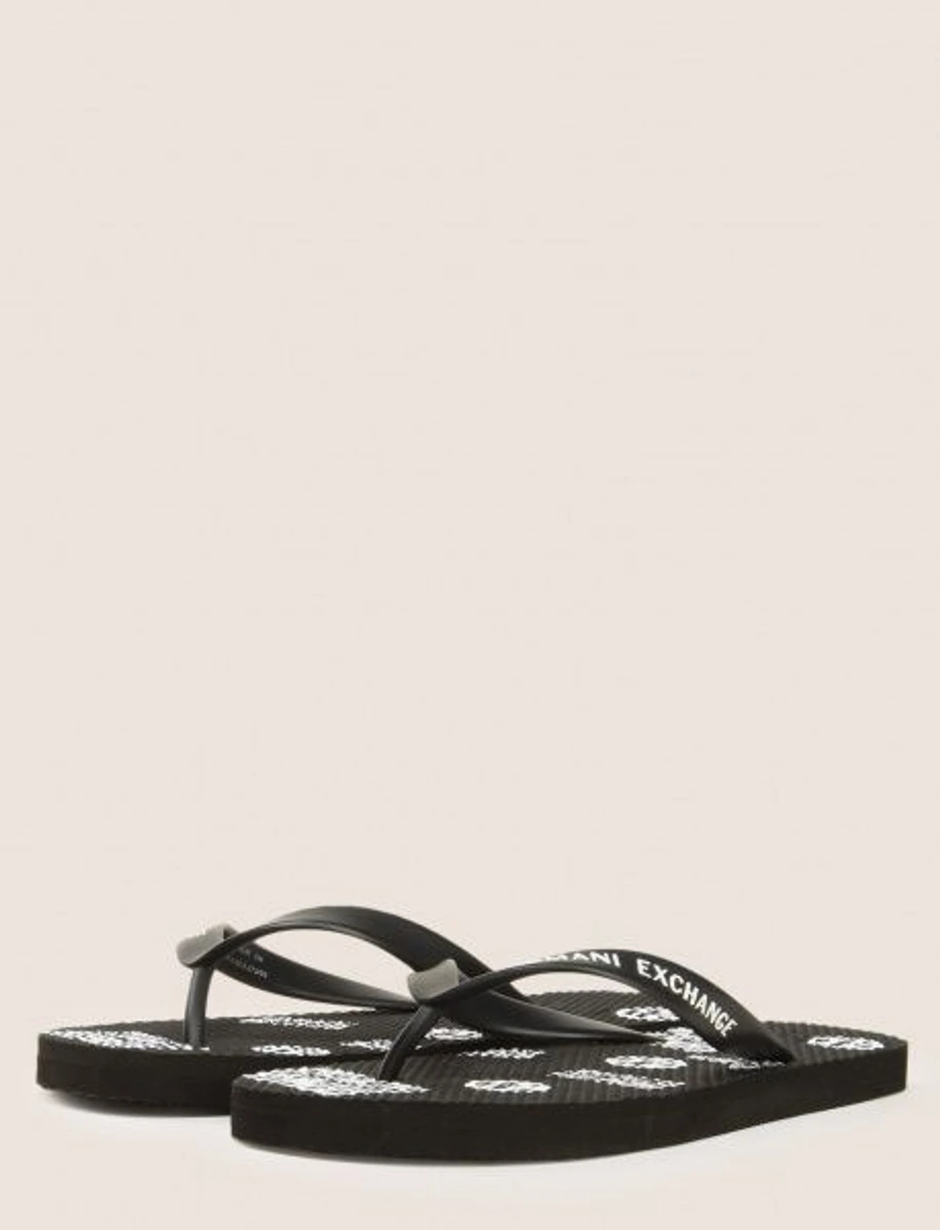 Шлёпанцы Armani Exchange модель 955070-8P429-52210 Фото