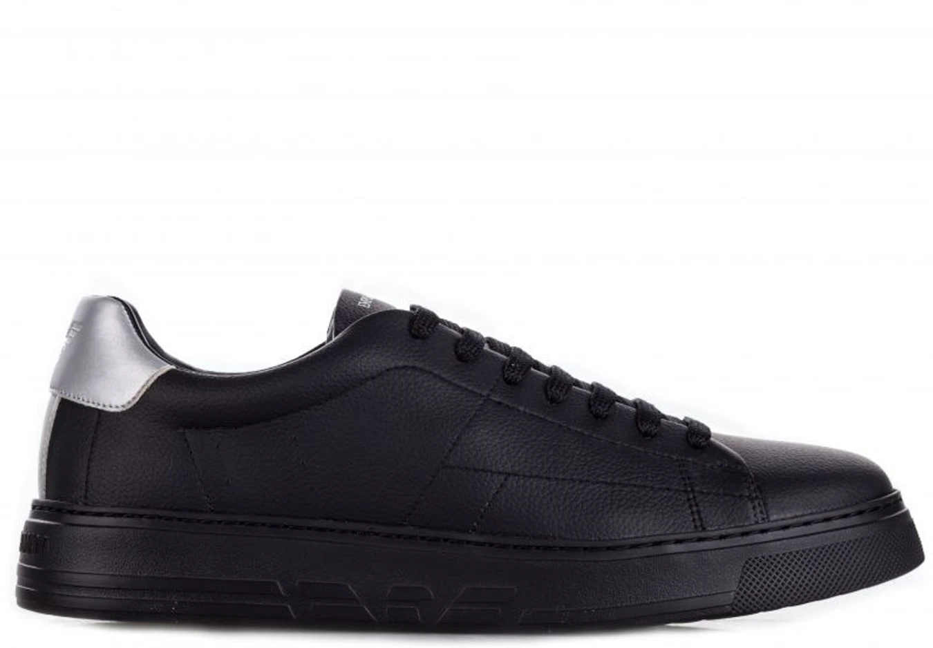 Кроссовки Emporio Armani модель X4X226-XL462-A864 Фото