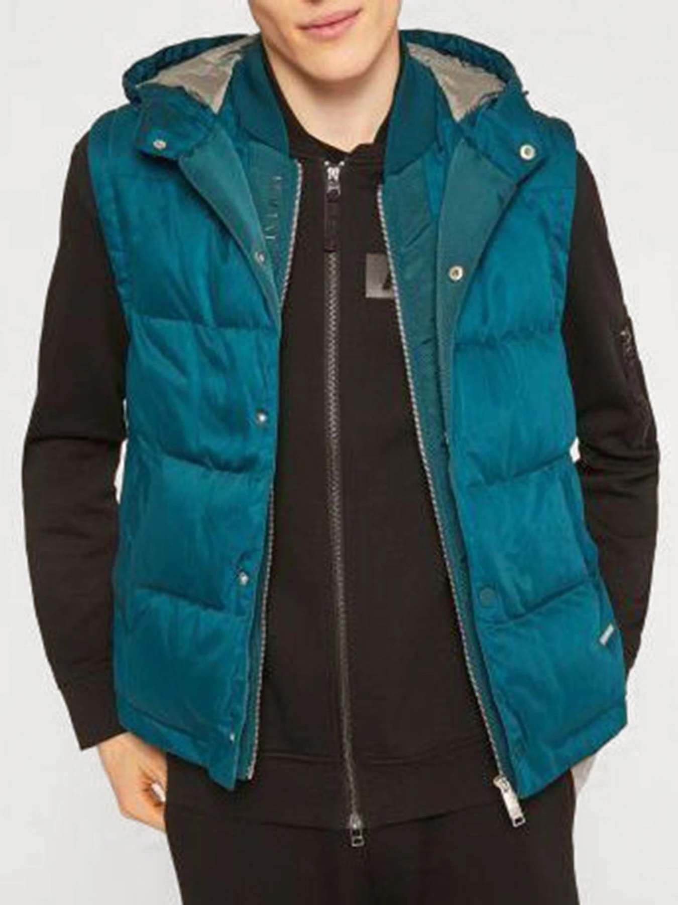 Жилеты Armani Exchange модель 6ZZQ03-ZNKGZ-1552 Фото